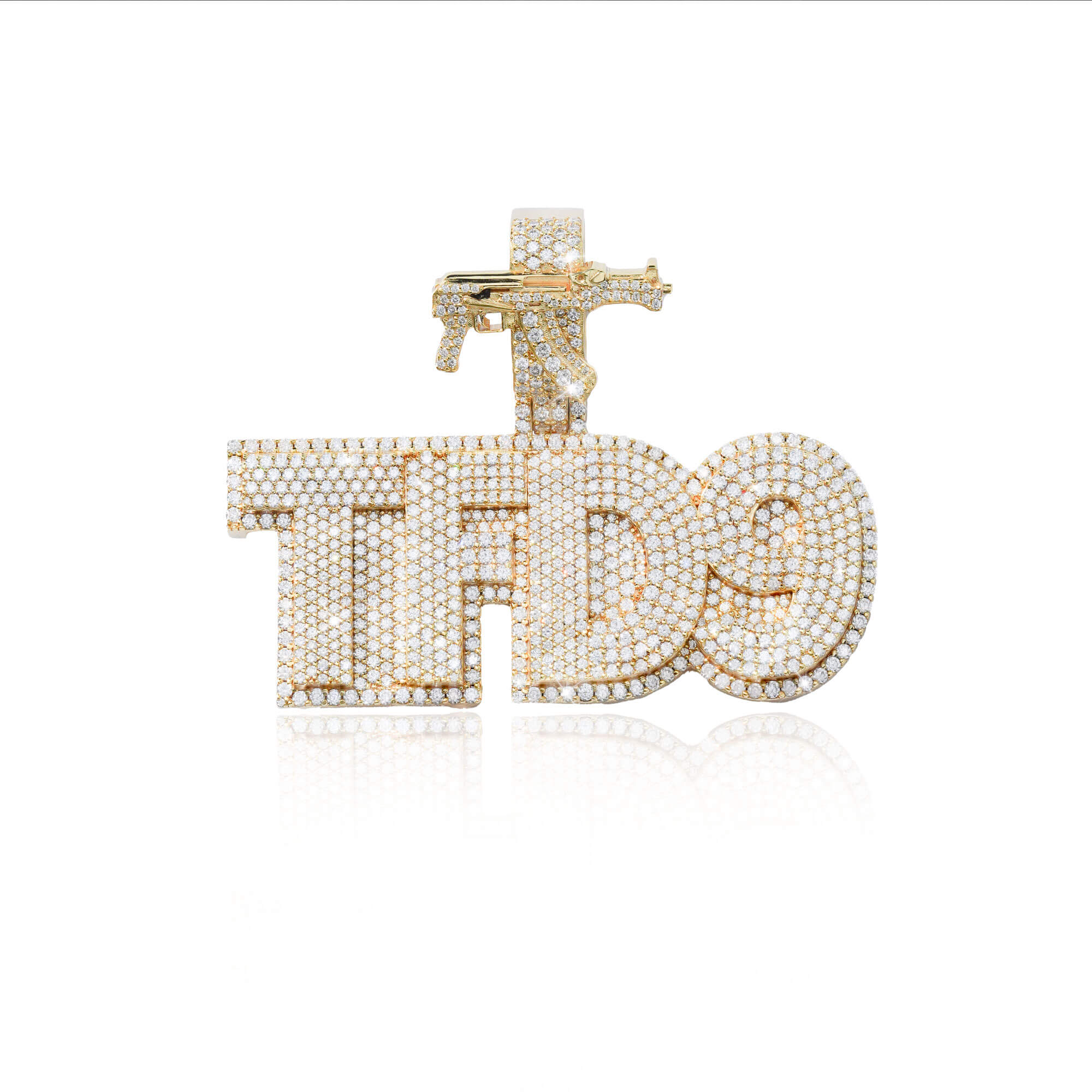 Custom Iced Out Letter Pendant – VVS Moissanite