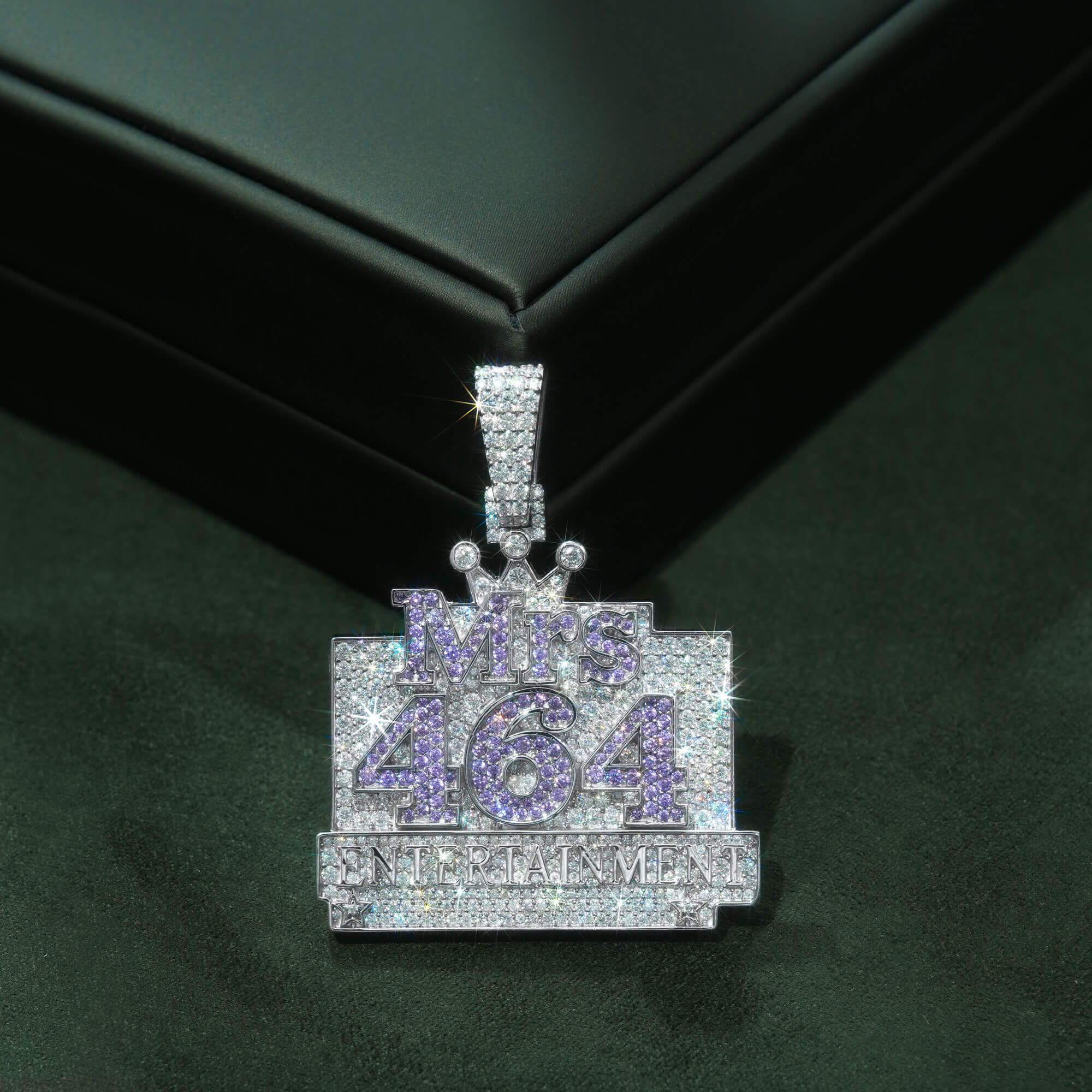 Custom 464 VVS Moissanite Pendant