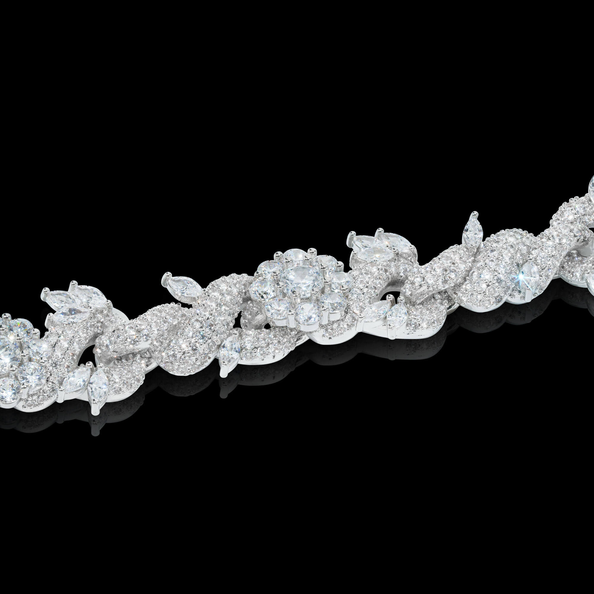 15MM Flame Link VVS Moissanite Bracelet