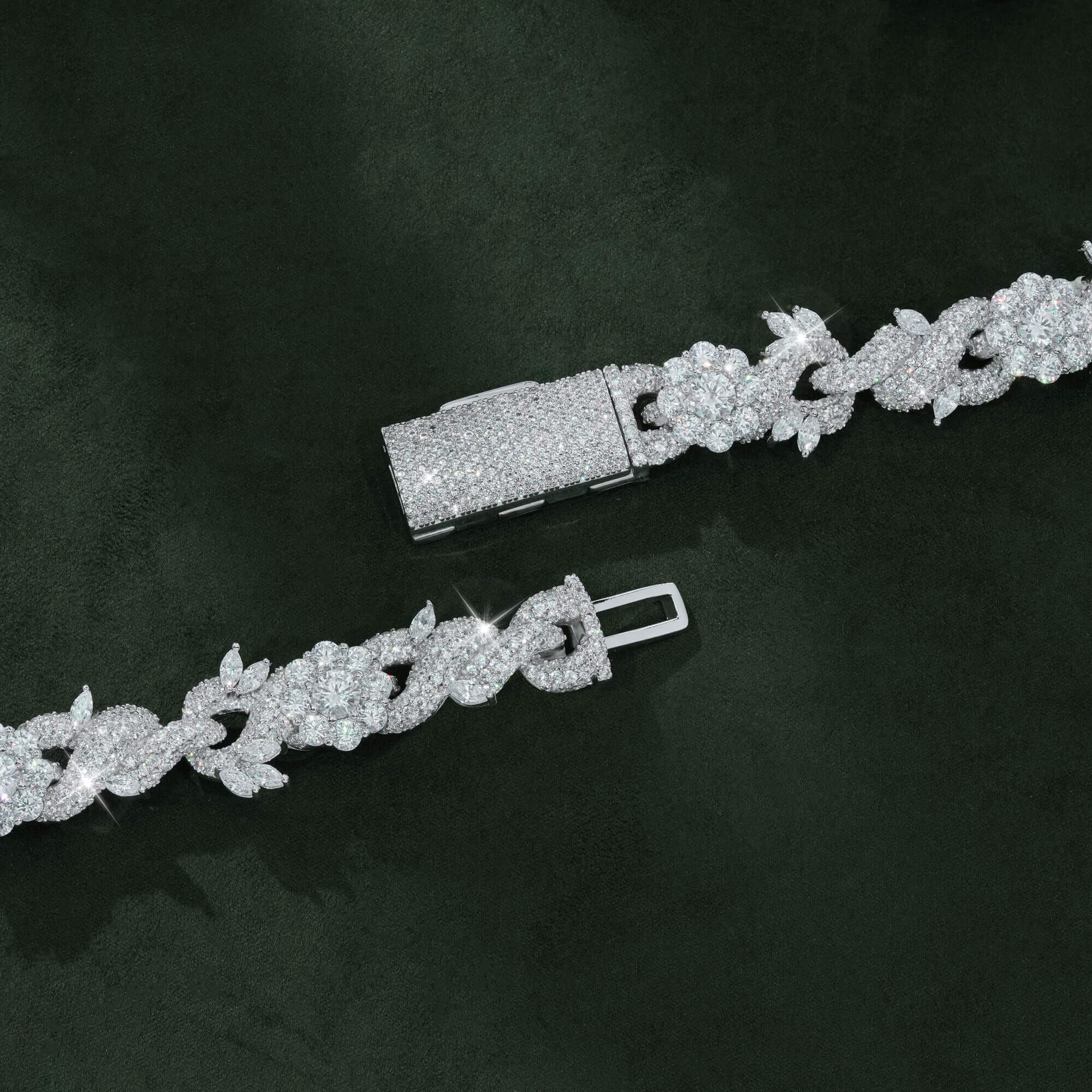 15MM Flame Link VVS Moissanite Chain