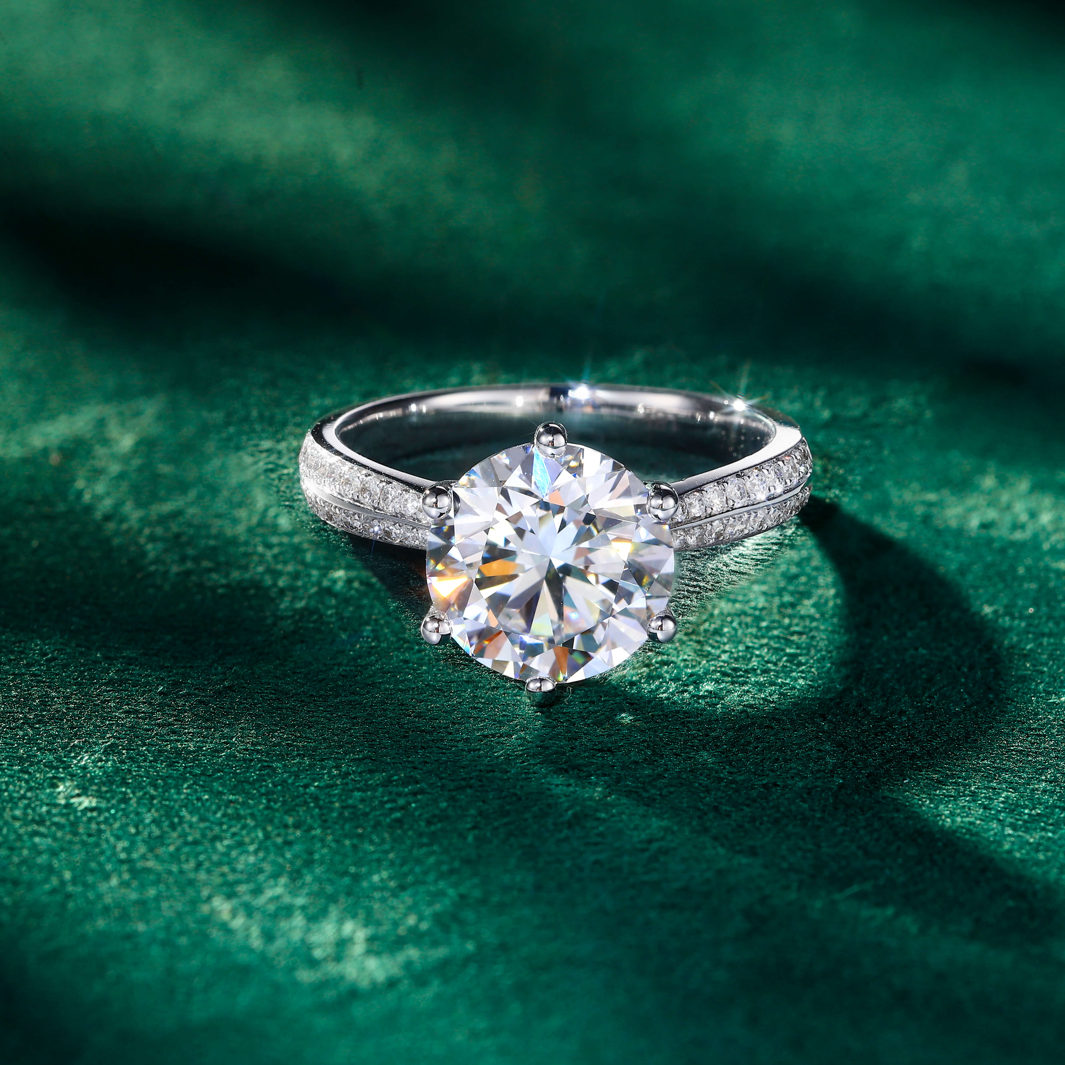 3.2ct Lab-Grown Diamond Solitaire Ring in 18K Gold