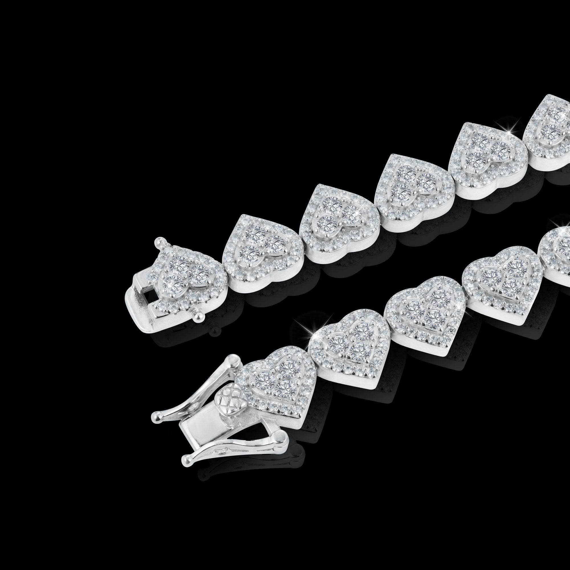 8MM Heart Cuban Link VVS Moissanite Bracelet – alternate product view 2