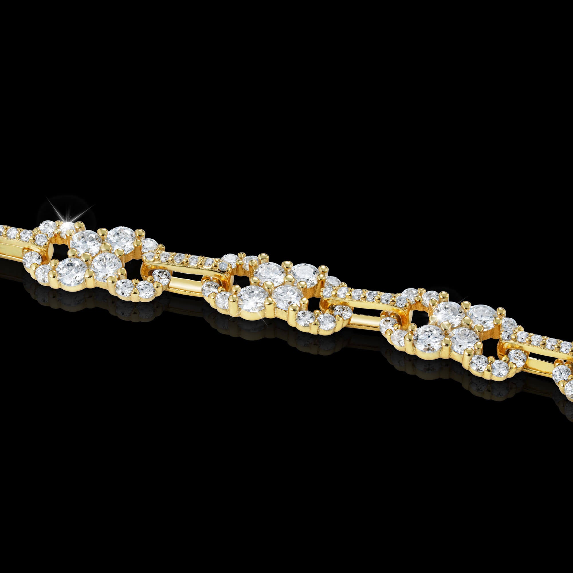 Diamond-Shaped Figure 8 VVS Moissanite Bracelet – alternate product view 3