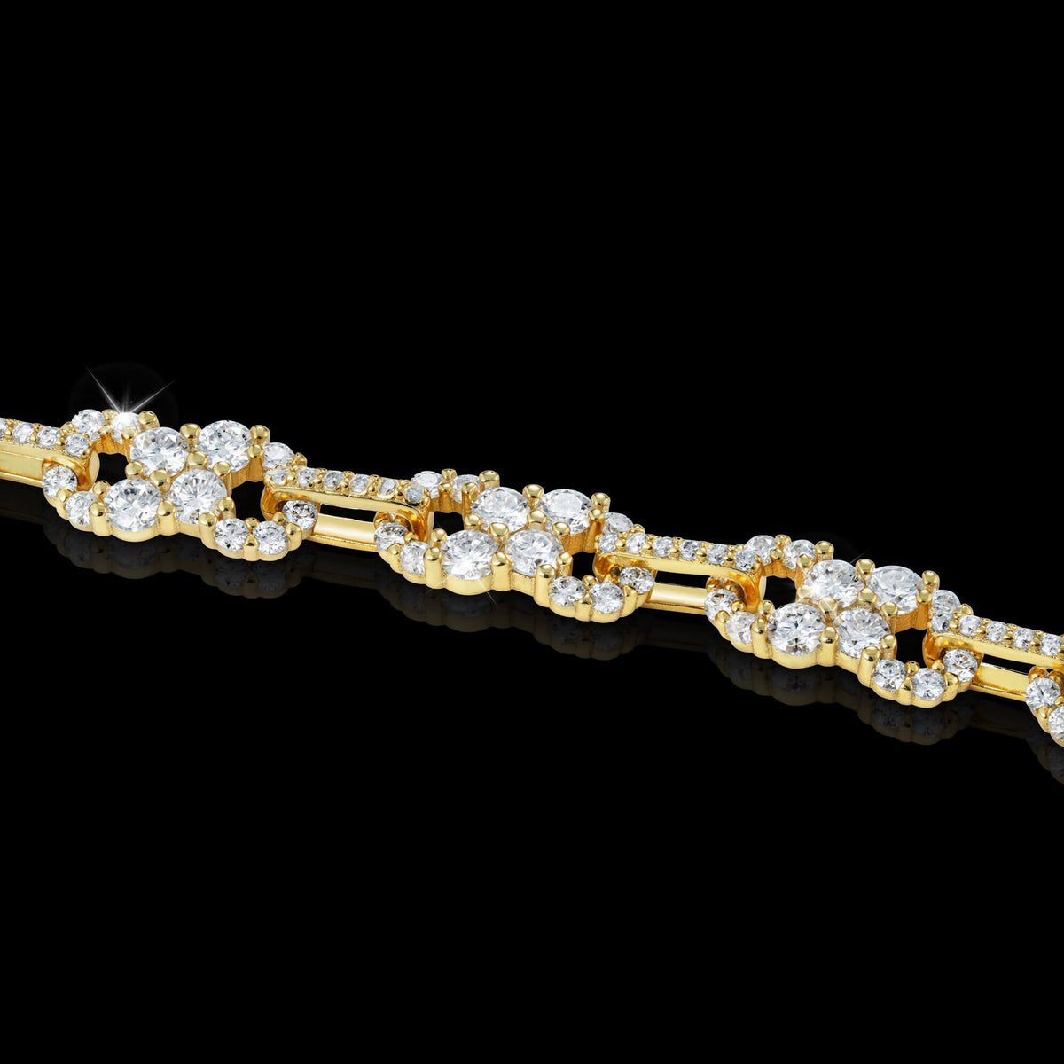 Diamond-Shaped Figure 8 VVS Moissanite Bracelet – alternate product view 3
