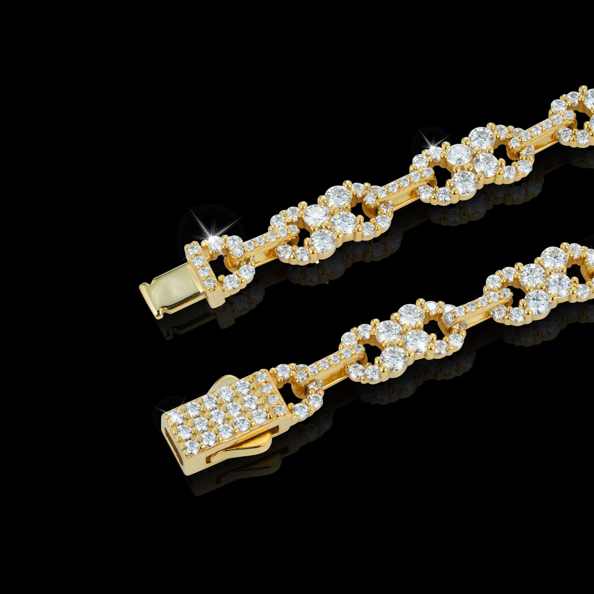 Diamond-Shaped Figure 8 VVS Moissanite Bracelet – alternate product view 2