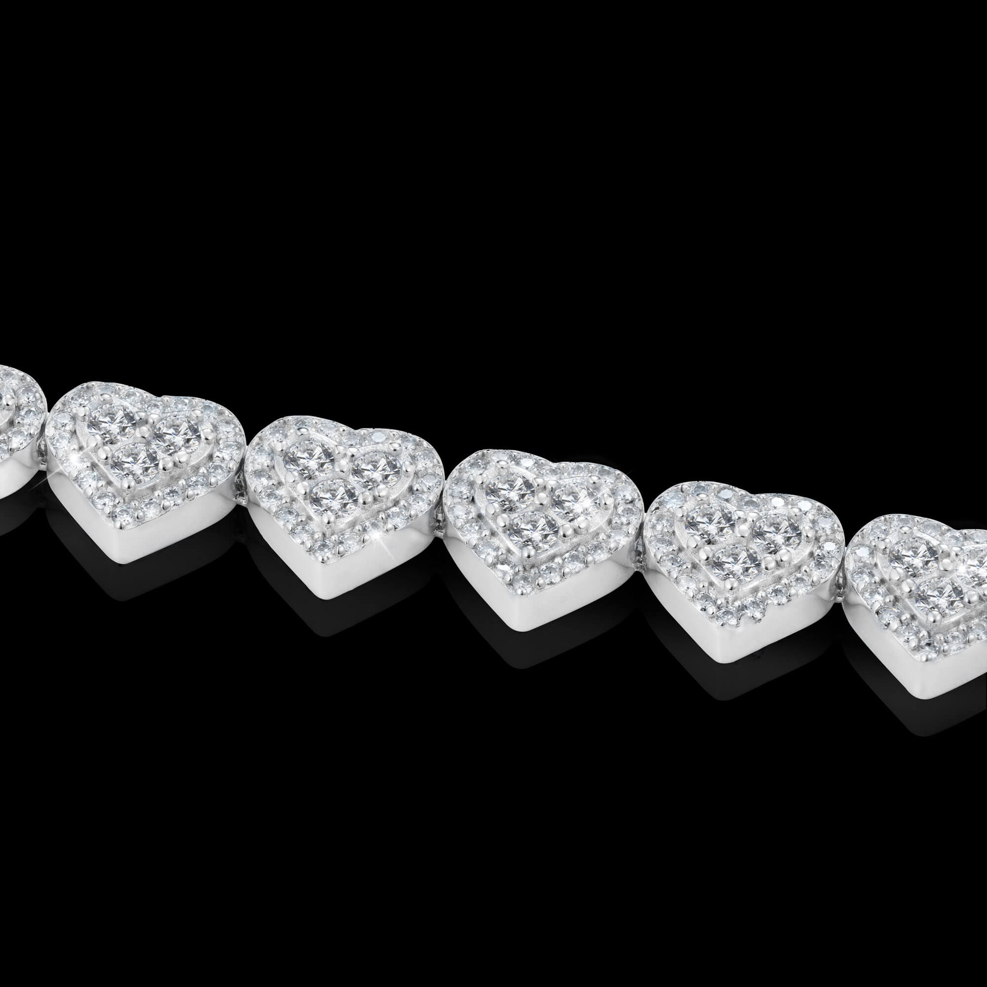 8MM Heart Cuban Link VVS Moissanite Bracelet – alternate product view 3