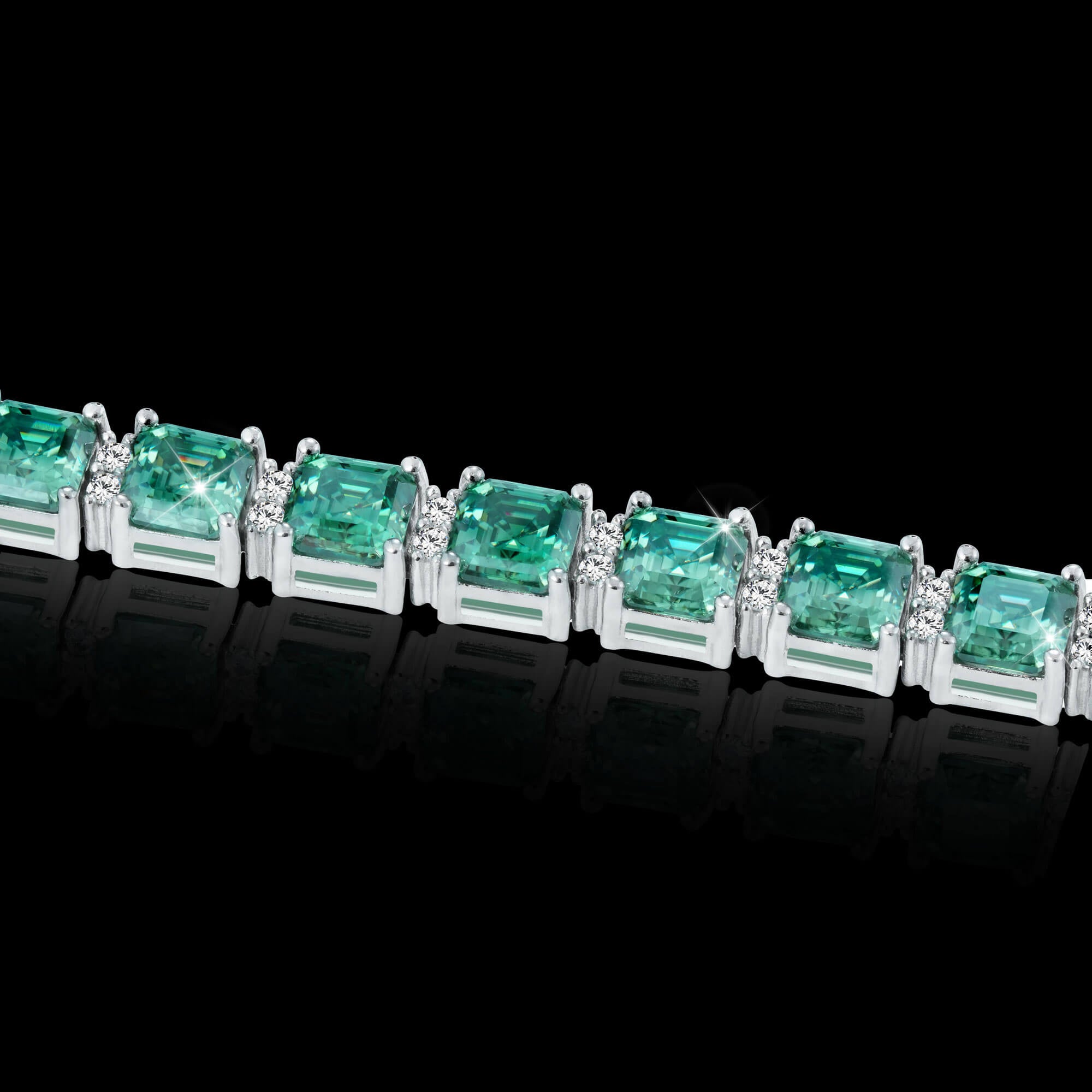 5MM Emerald Green Moissanite Tennis Bracelet – alternate product view 4