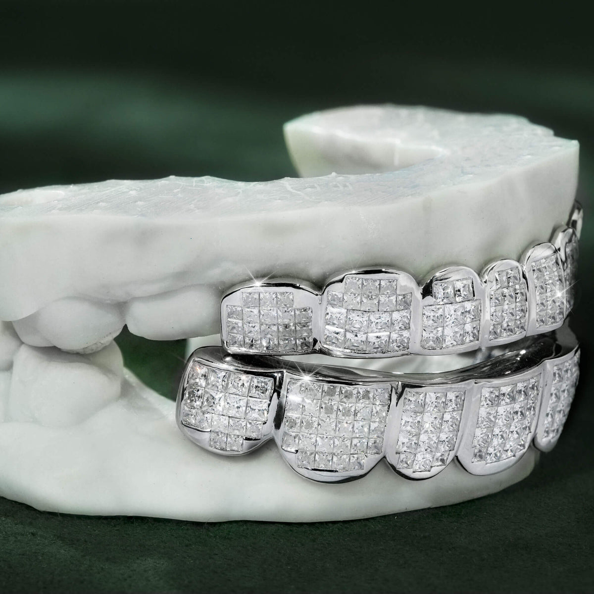 10 on 10 VVS Moissanite Princess Cut Grillz – alternate product view 4