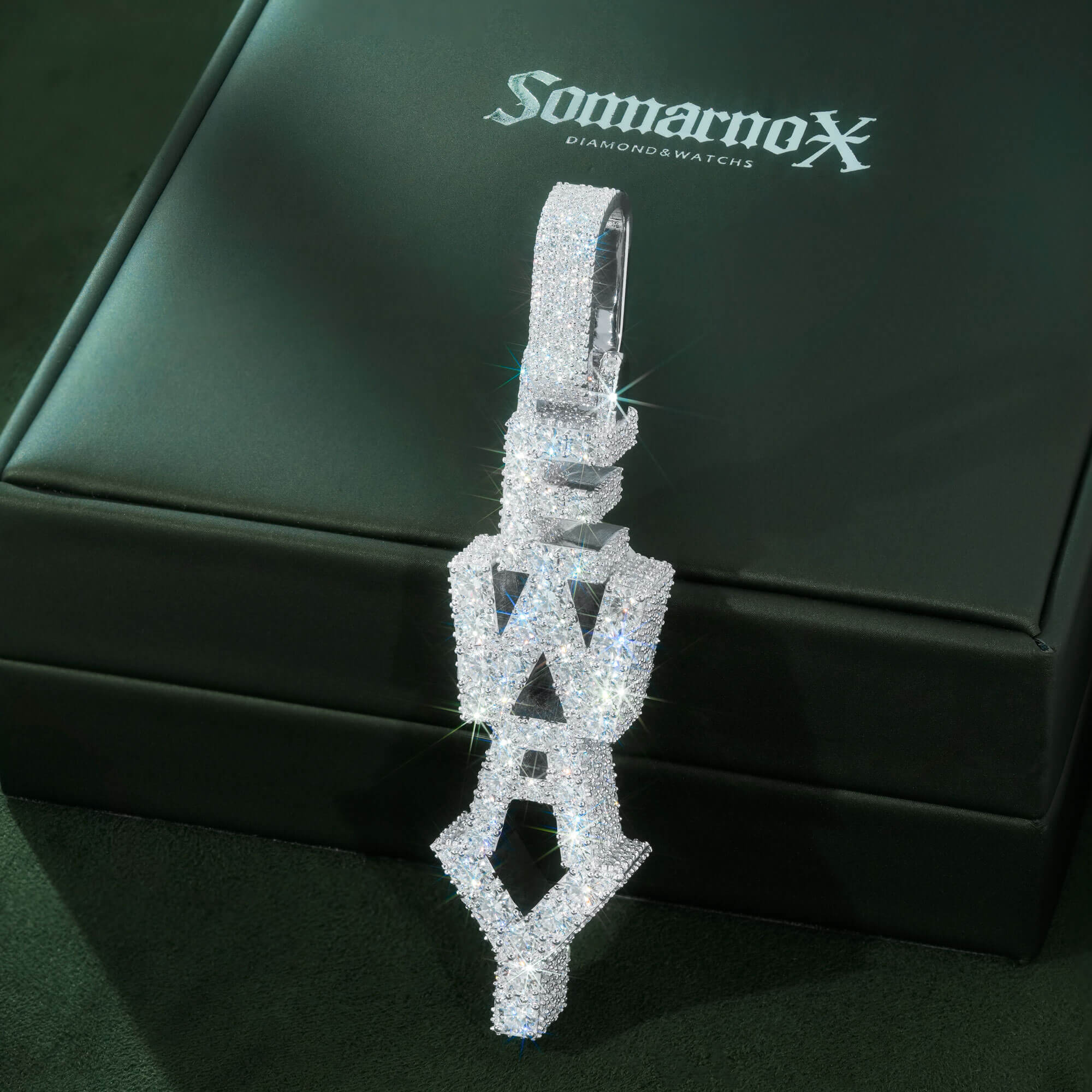 Custom EWAY VVS Moissanite Pendant