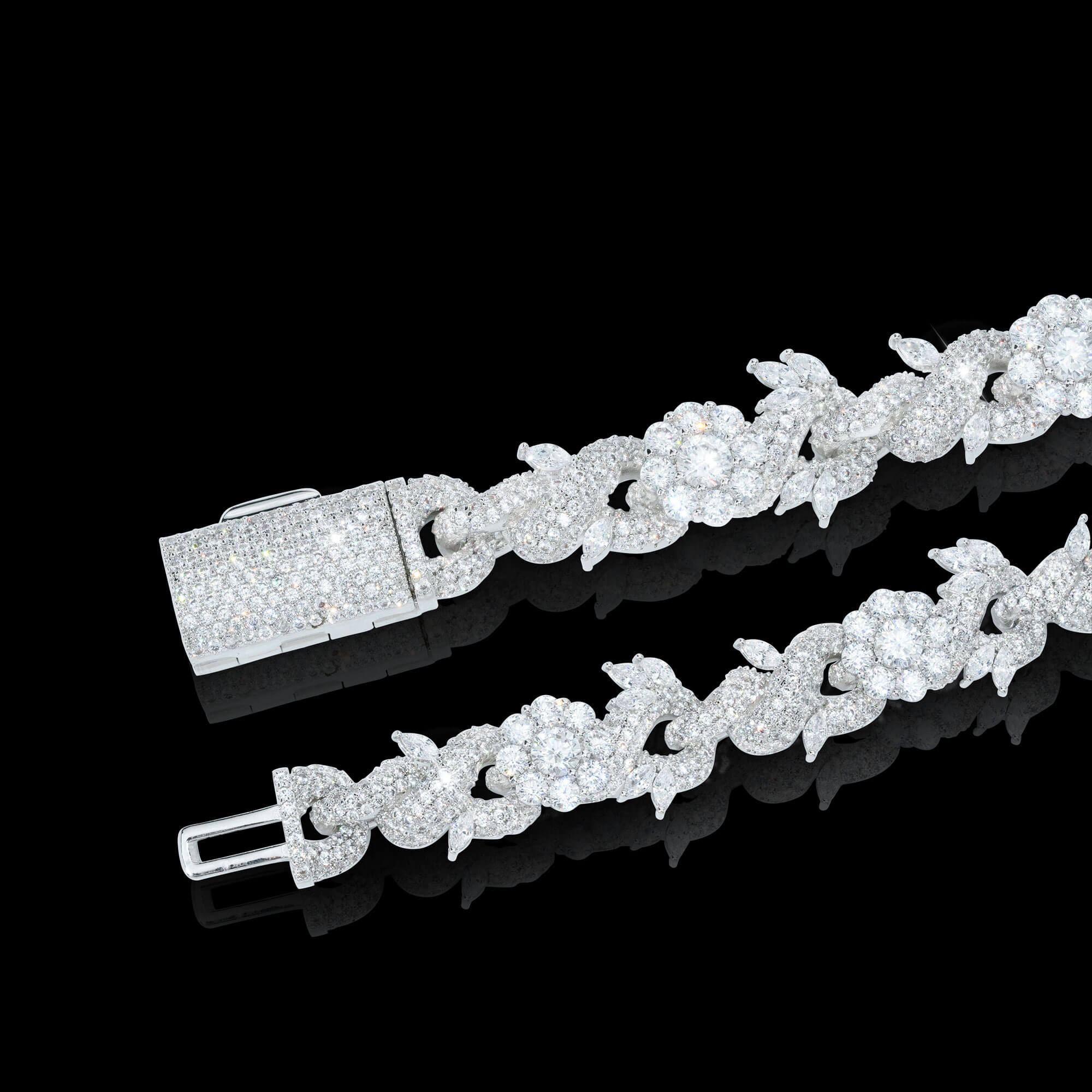 15MM Flame Link VVS Moissanite Bracelet