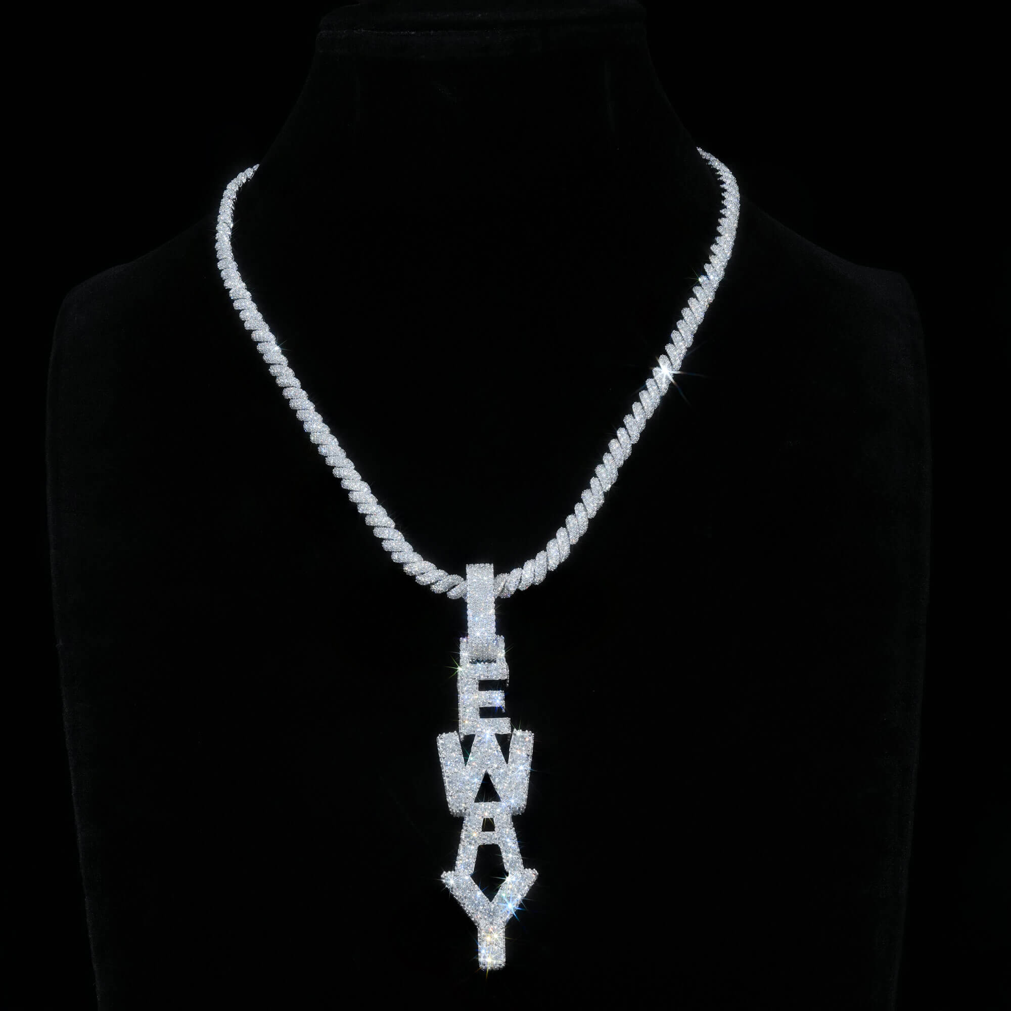 Custom EWAY VVS Moissanite Pendant
