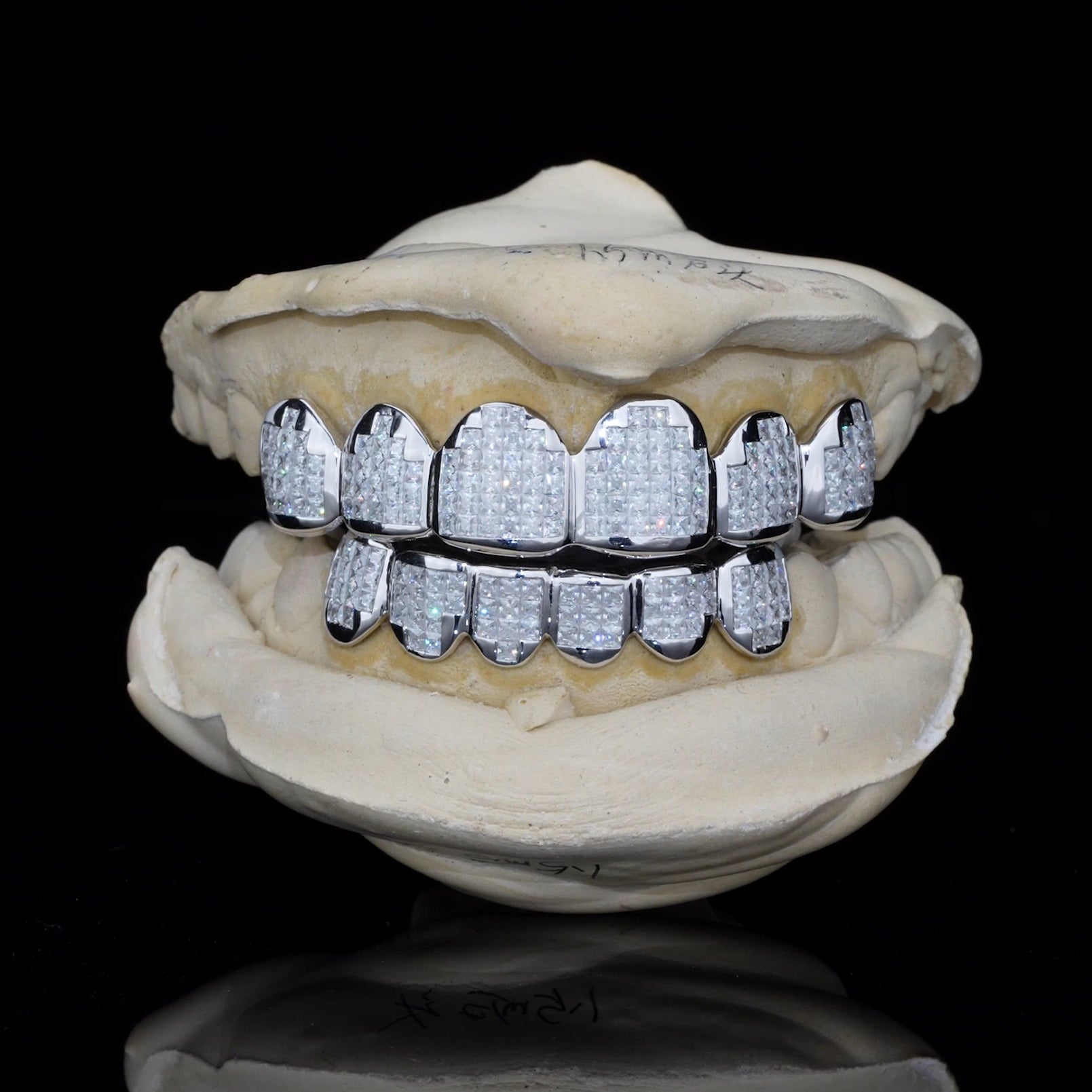 6 on 6 White Gold VVS Moissanite Grillz – Invisible Set Princess Cut Diamond Grillz