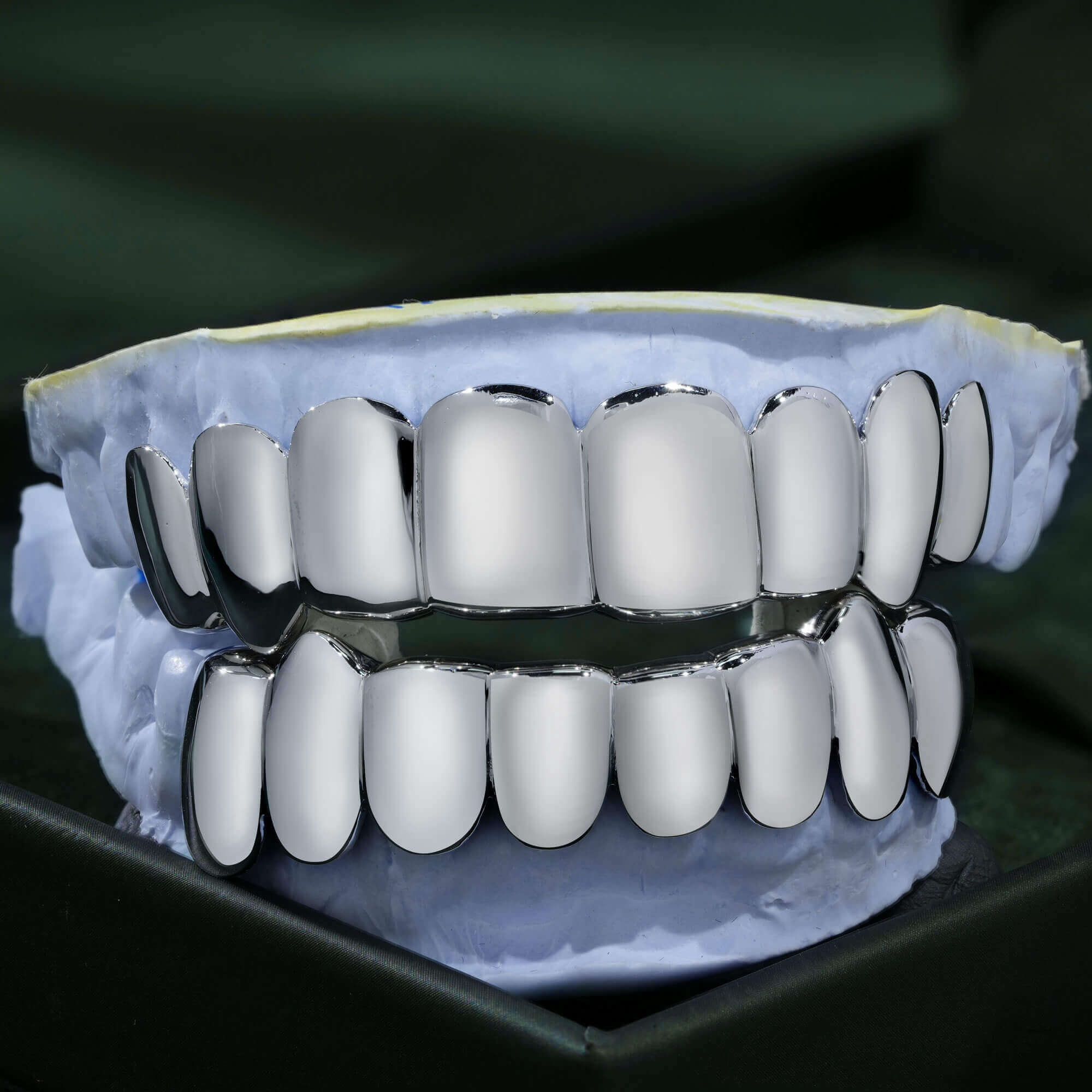 925 Silver Plain Mirror Finish Grillz by Sommarnox