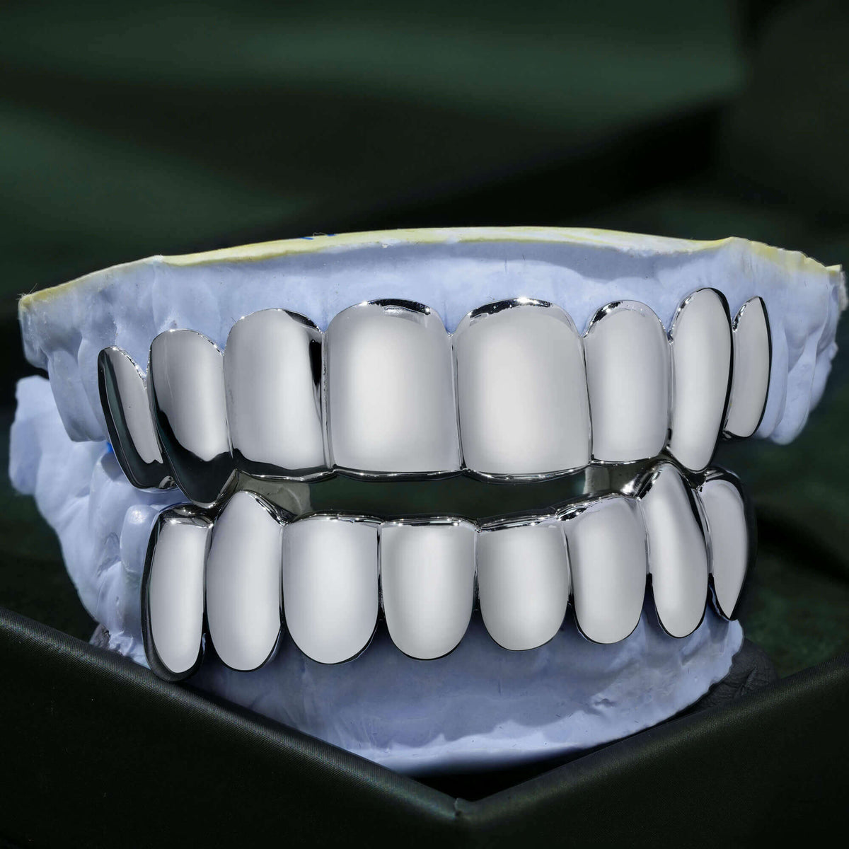 925 Silver Plain Mirror Finish Grillz by Sommarnox
