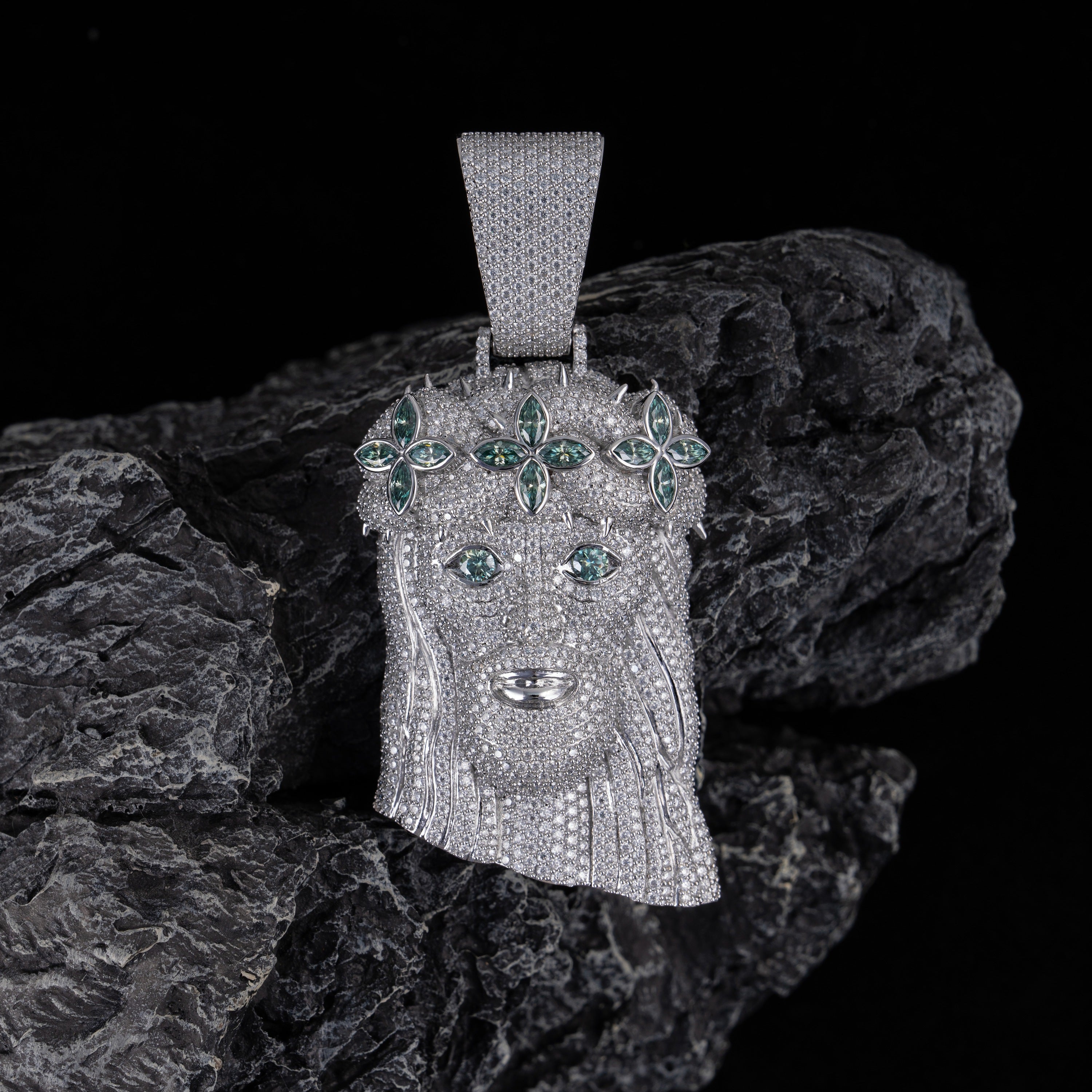 Moissanite Green Flowers Jesus Pendant – product view