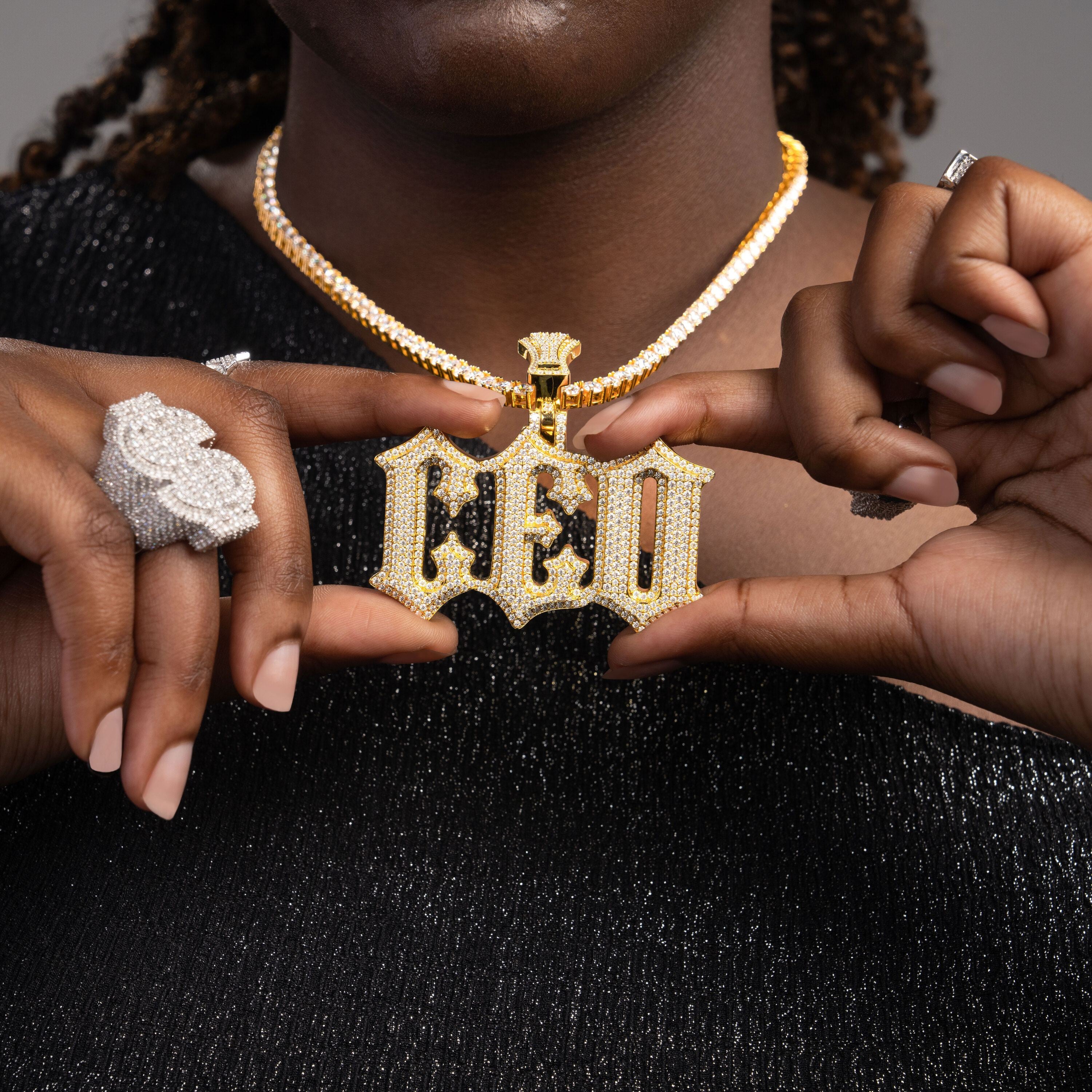 Custom Hip Hop Moissanite "CEO" Pendant – alternate product view 4