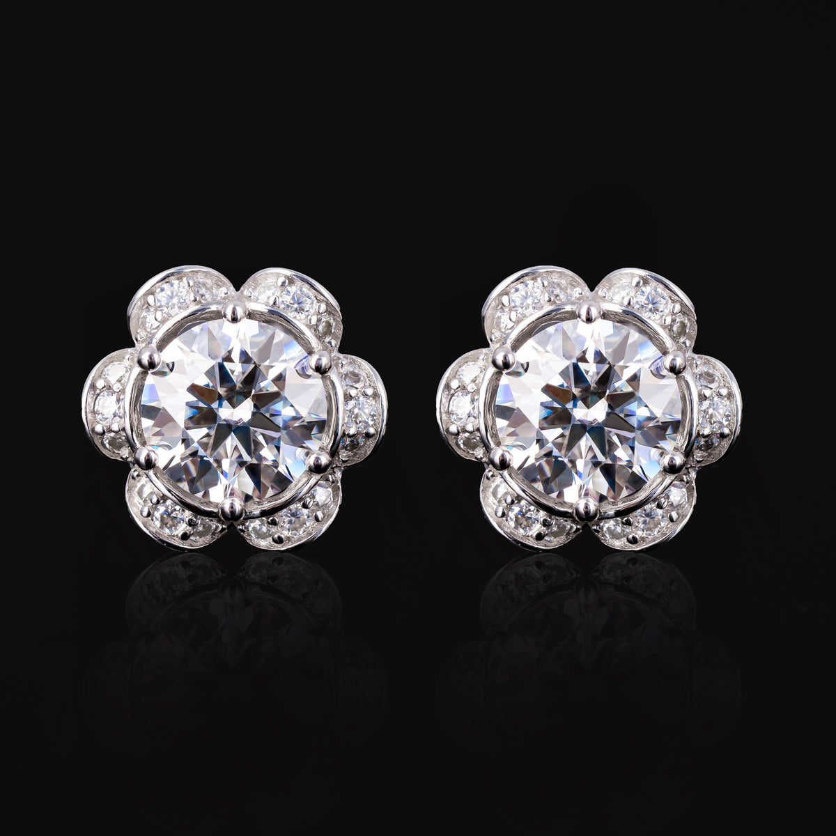 10×10.8MM Flower Moissanite Stud Earrings VVS Round Center Petal Pavé Screw Back – alternate product view 4