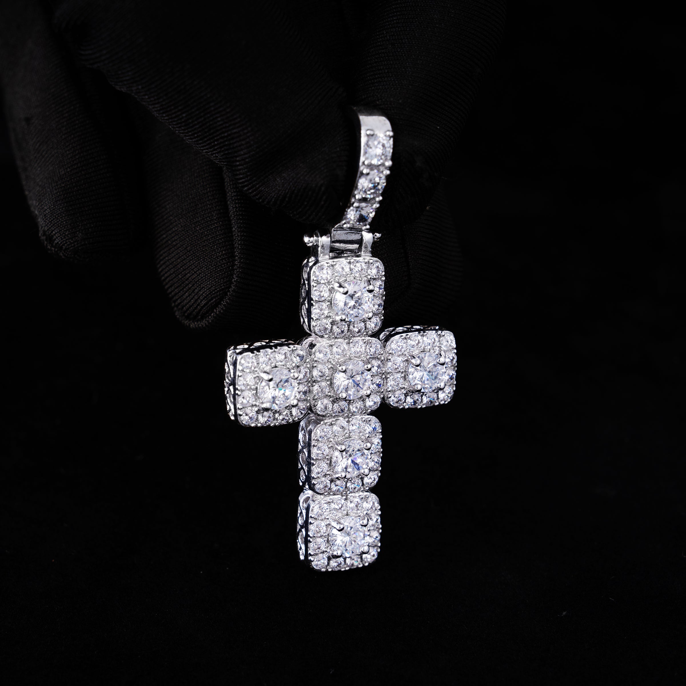 Moissanite Cross Pendant – alternate product view 4
