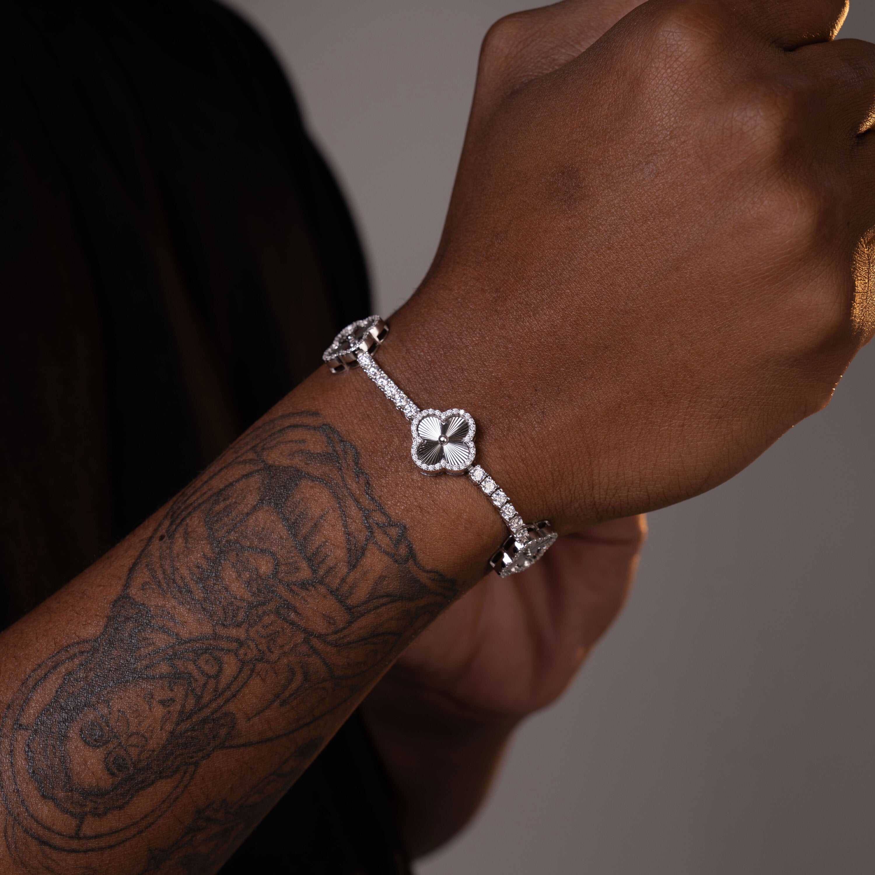 3MM Moissanite Laser Clover Tennis Chain Bracelet – product view