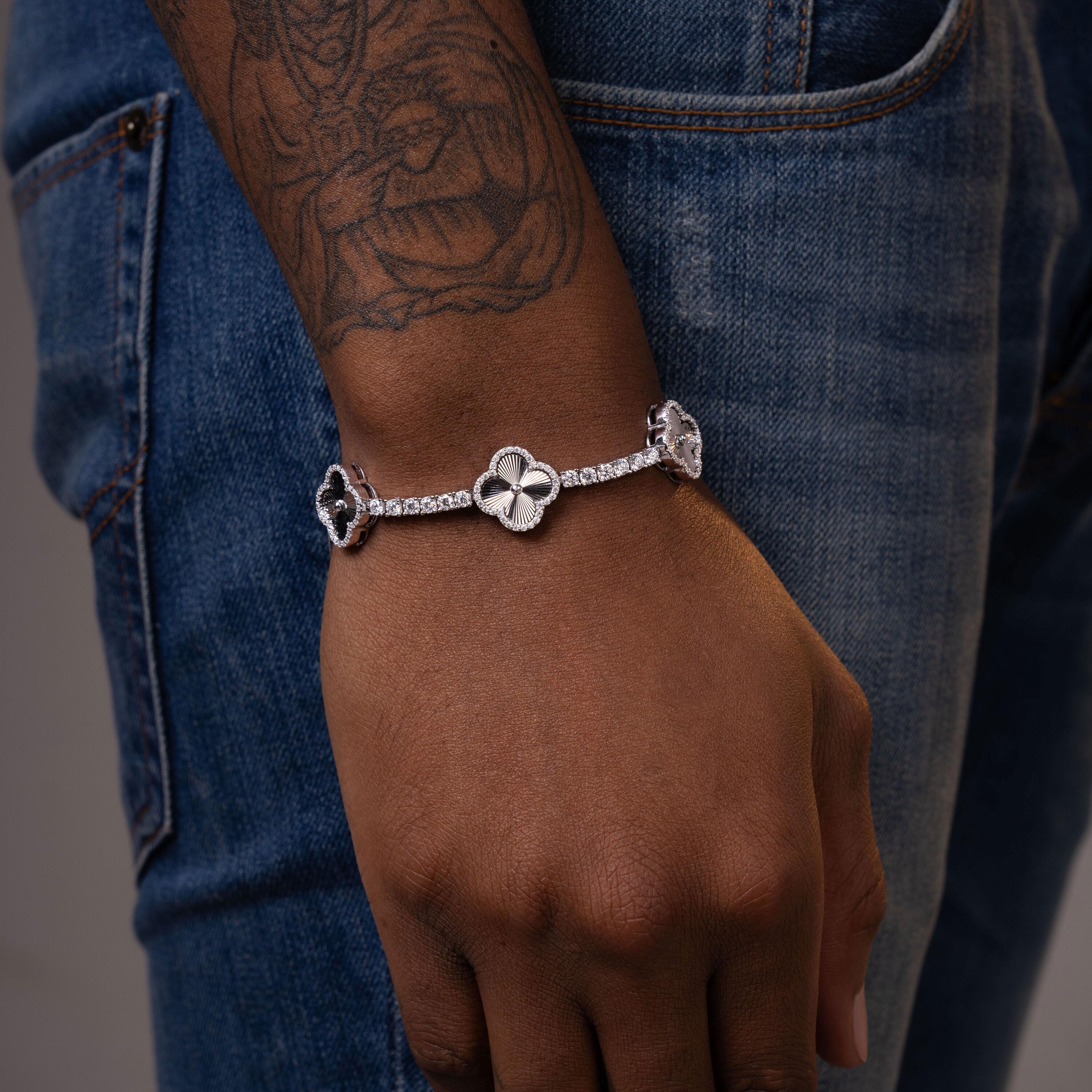 3MM Moissanite Laser Clover Tennis Chain Bracelet – product view