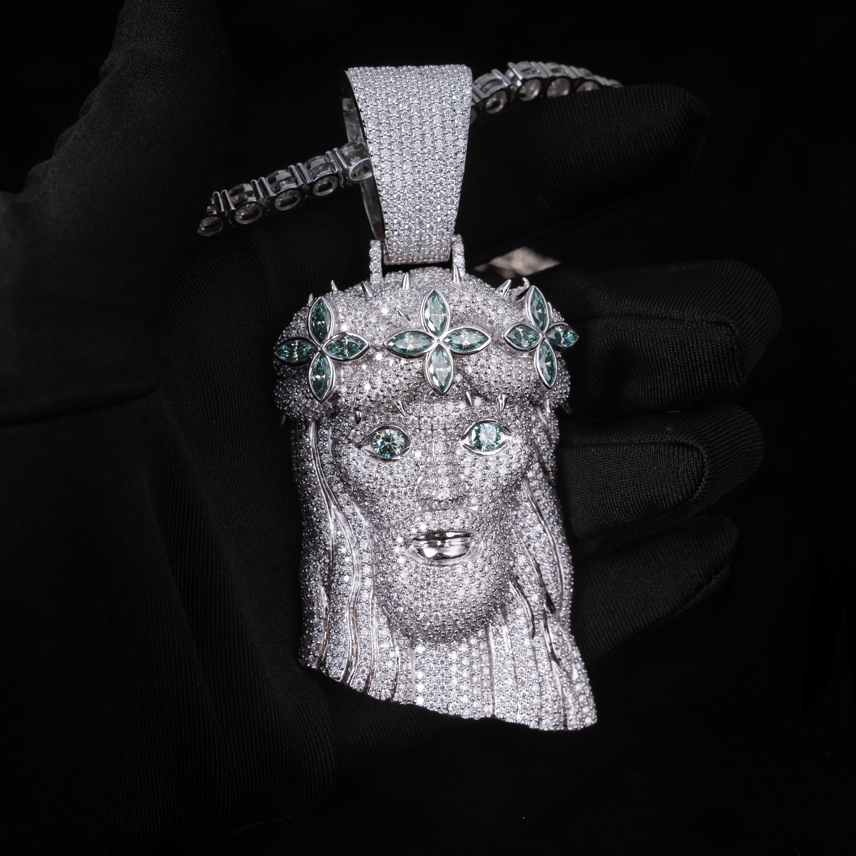 Moissanite Green Flowers Jesus Pendant – product view