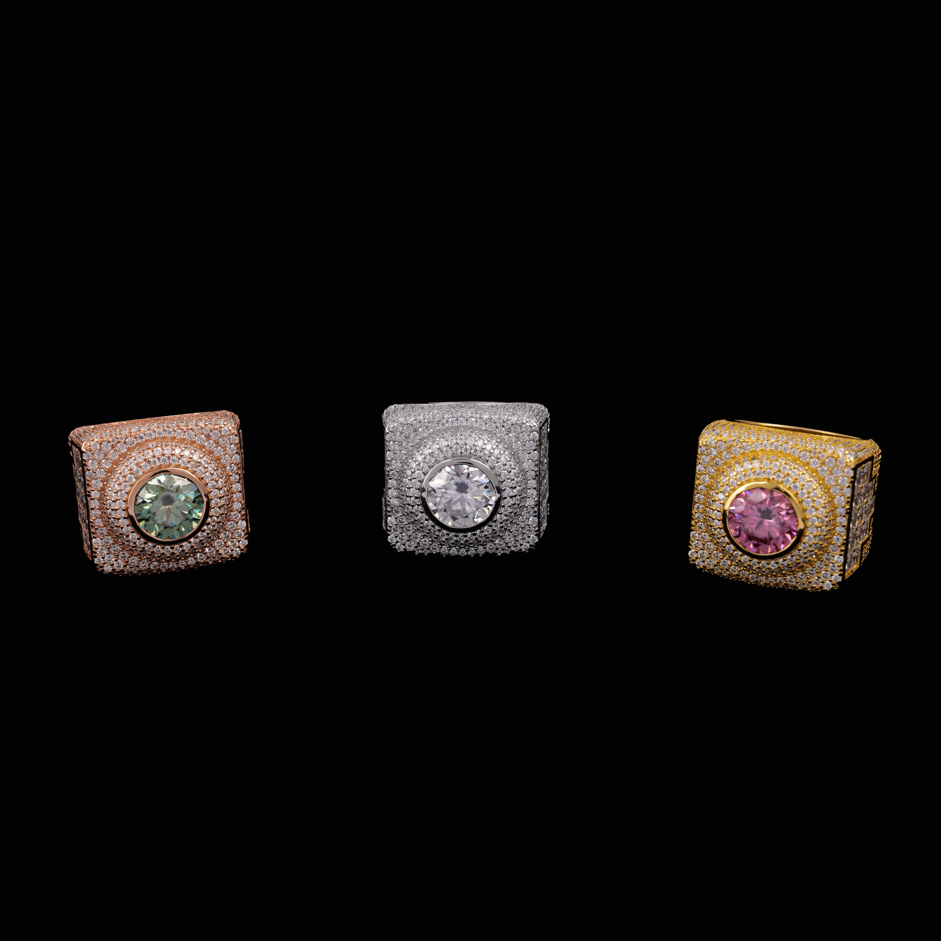 Square Halo Ring with Colored Round Center Stone by Sommarnox