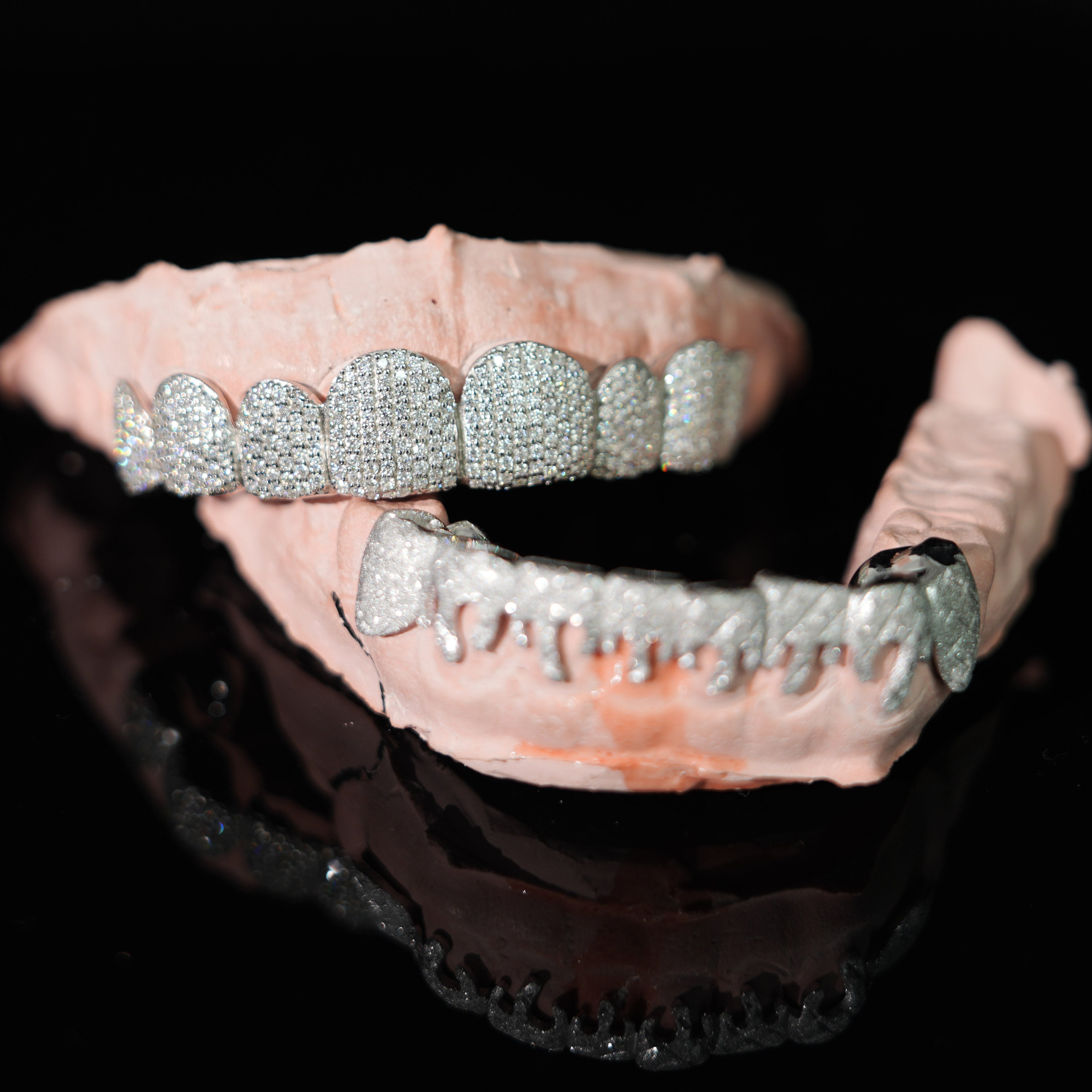 8 on 8 VVS Round Moissanite Grillz – Style 2 – alternate product view 2