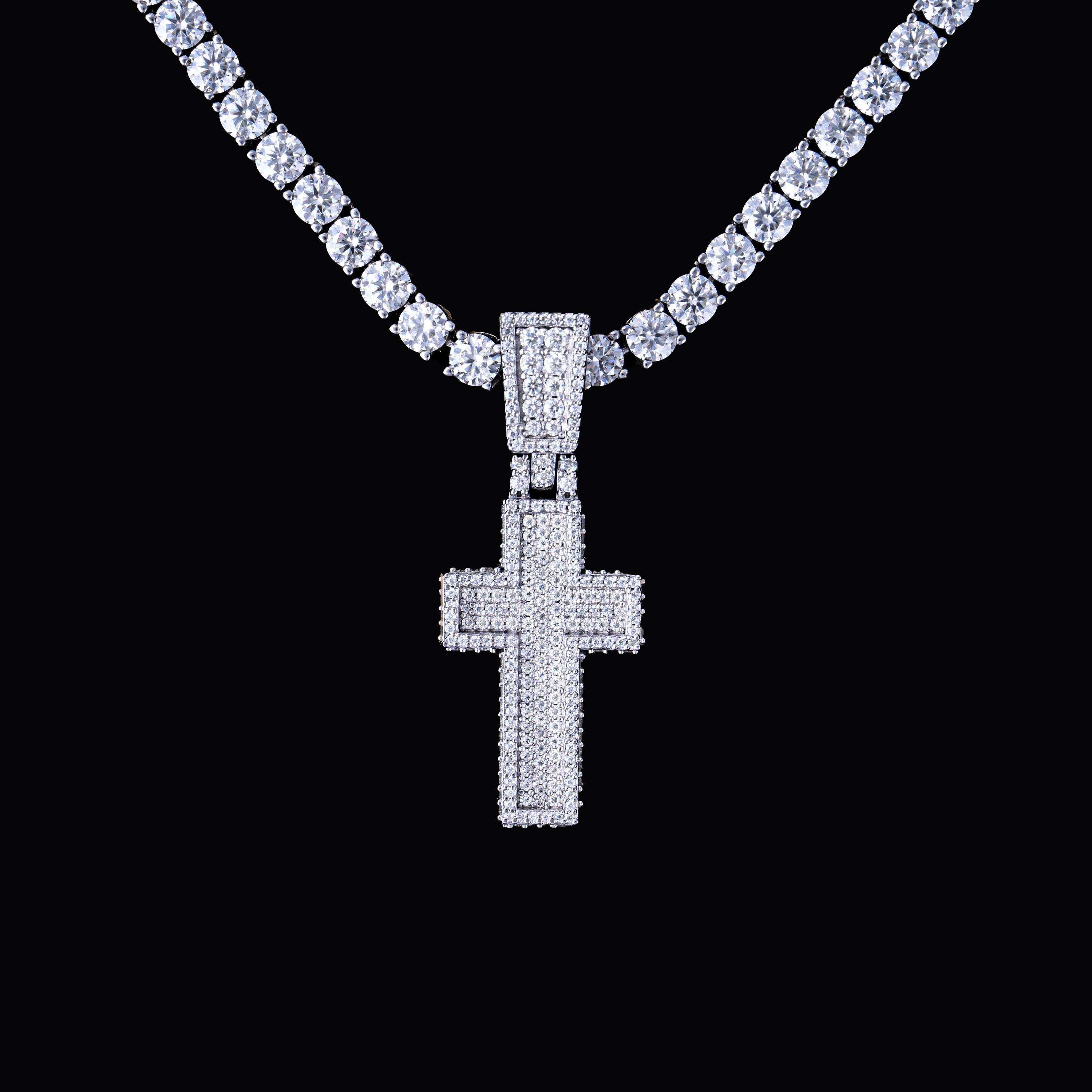 Iced Out Cross Pendant – Moissanite Hip Hop Charm – alternate product view 4