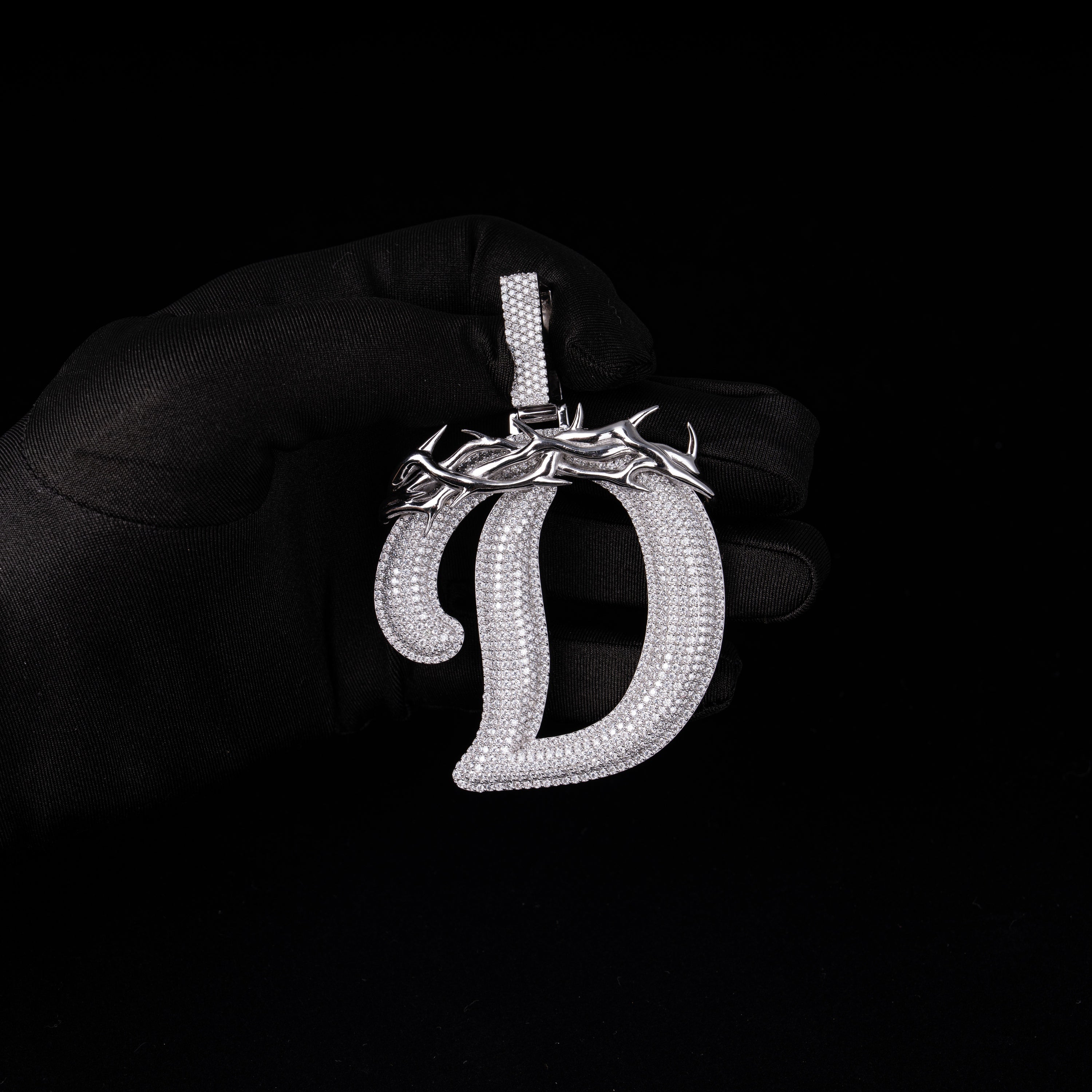 Iced Out Letter D Q Pendant – Moissanite Thorn Initial Charm – alternate product view 7