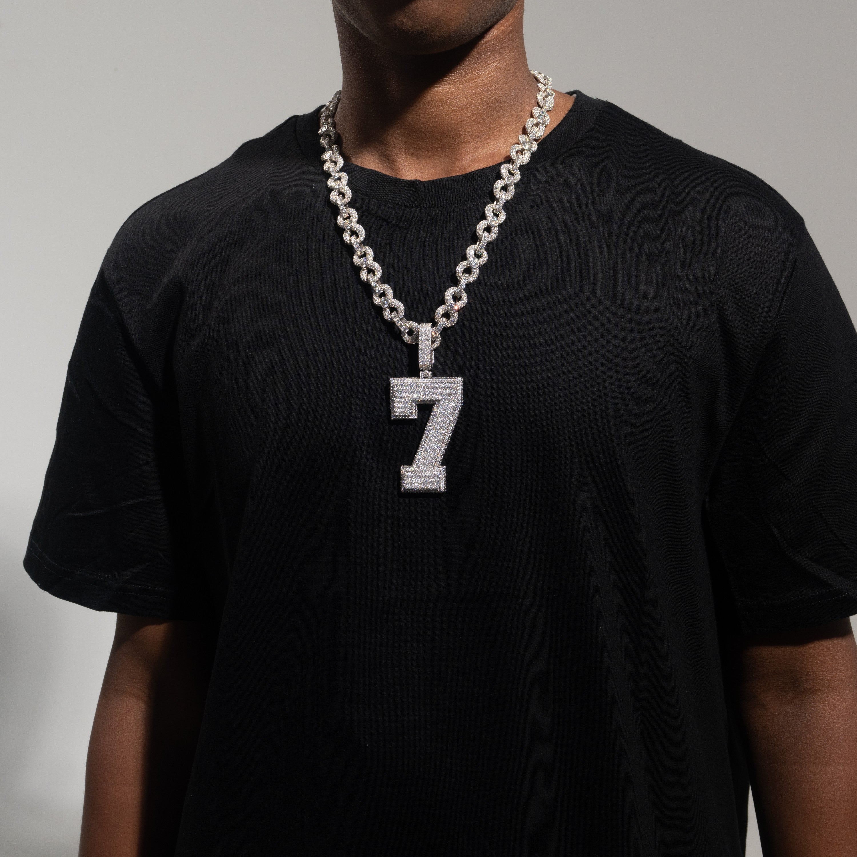 Custom Hip Hop Moissanite "7" Pendant by Sommarnox
