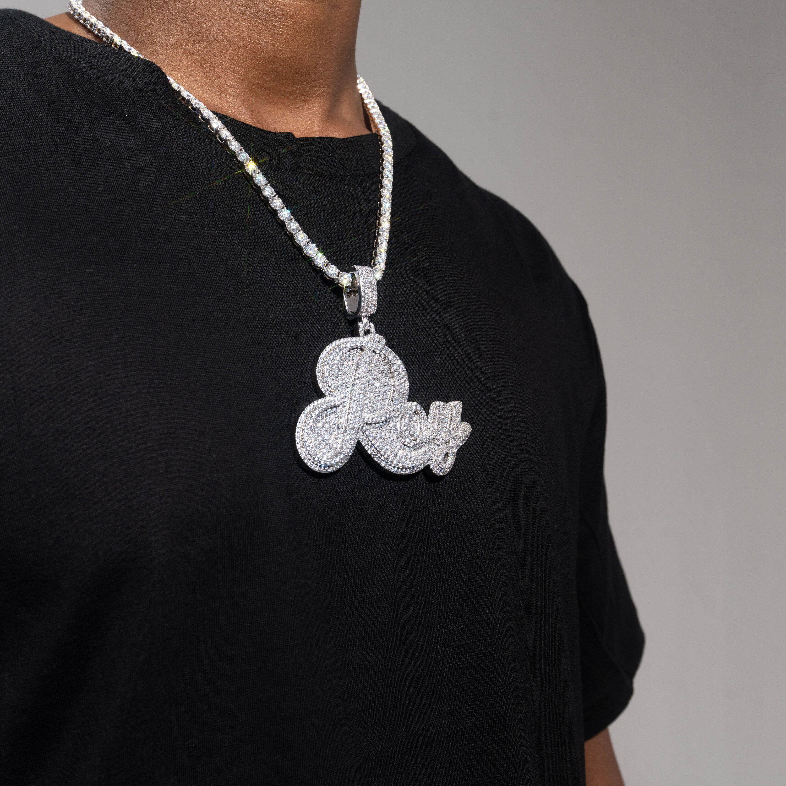 Custom Hip Hop Moissanite "Ray" Pendant – alternate product view 3