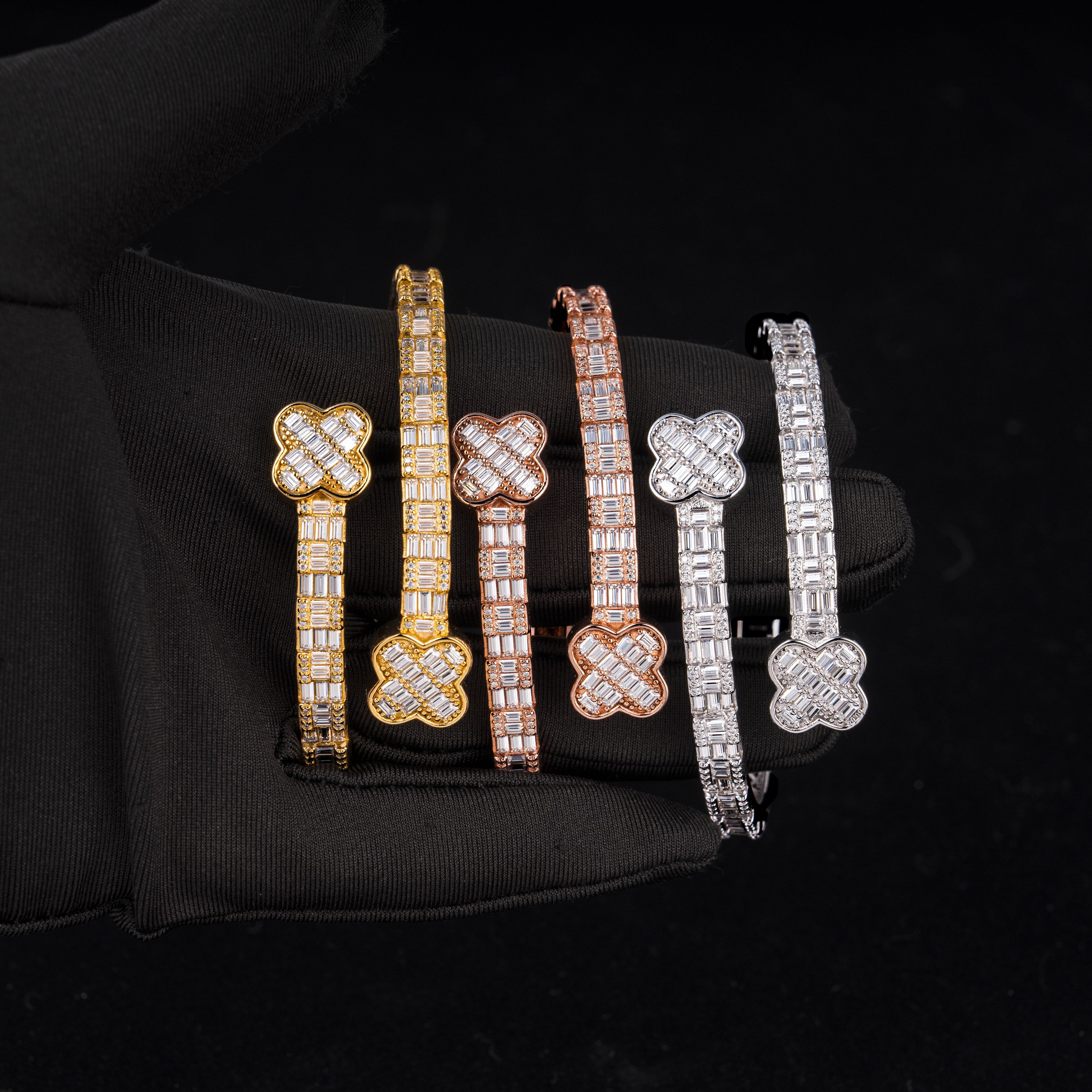 6MM Moissanite Four Leaf Clover Bangle – alternate product view 2