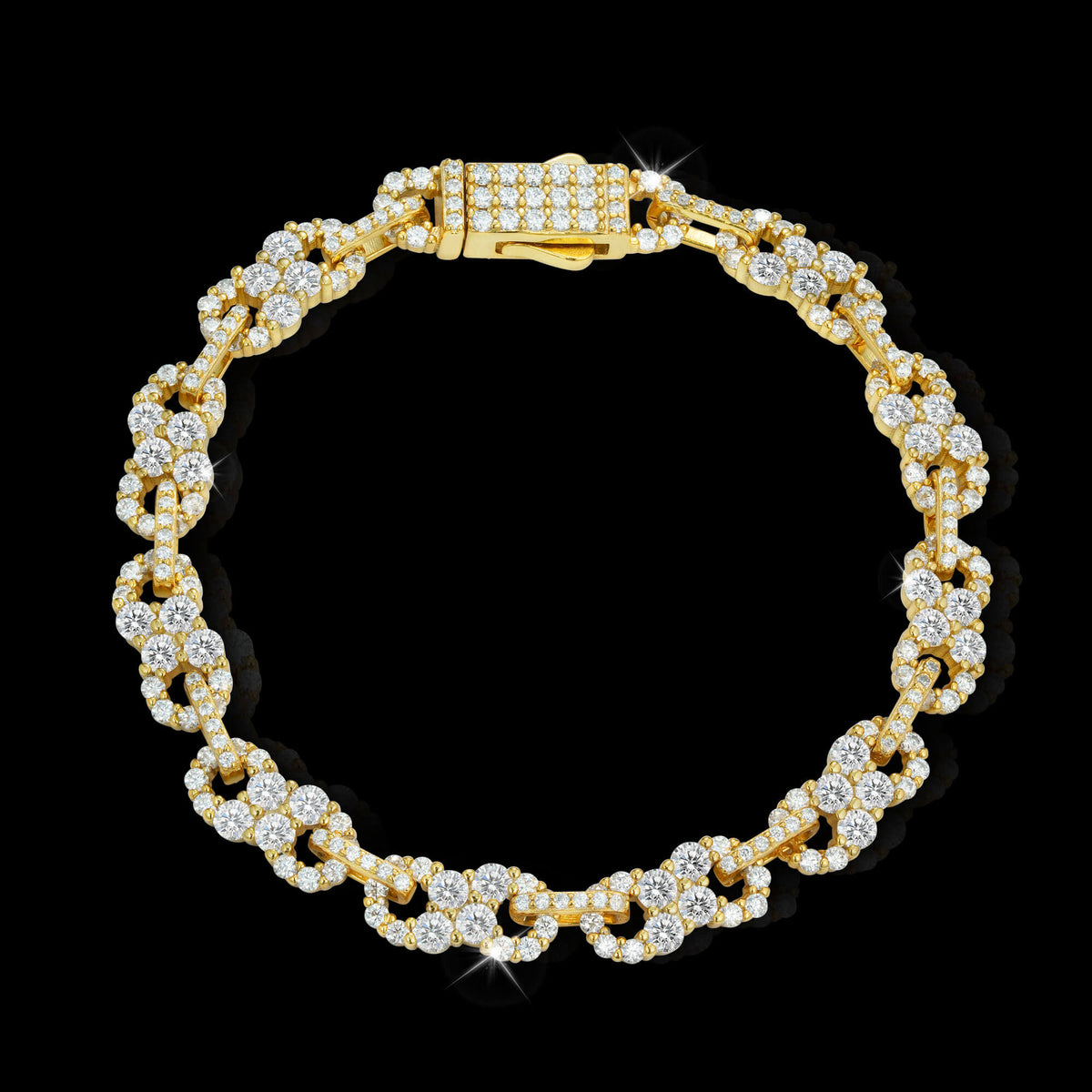 Diamond-Shaped Figure 8 VVS Moissanite Bracelet by Sommarnox