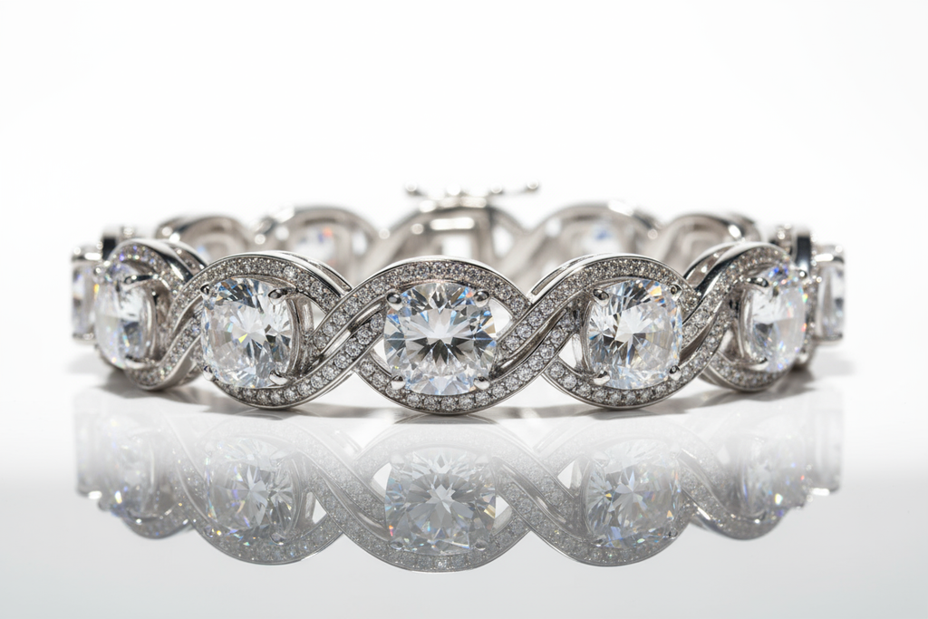 定制的VVS 级莫桑石手链