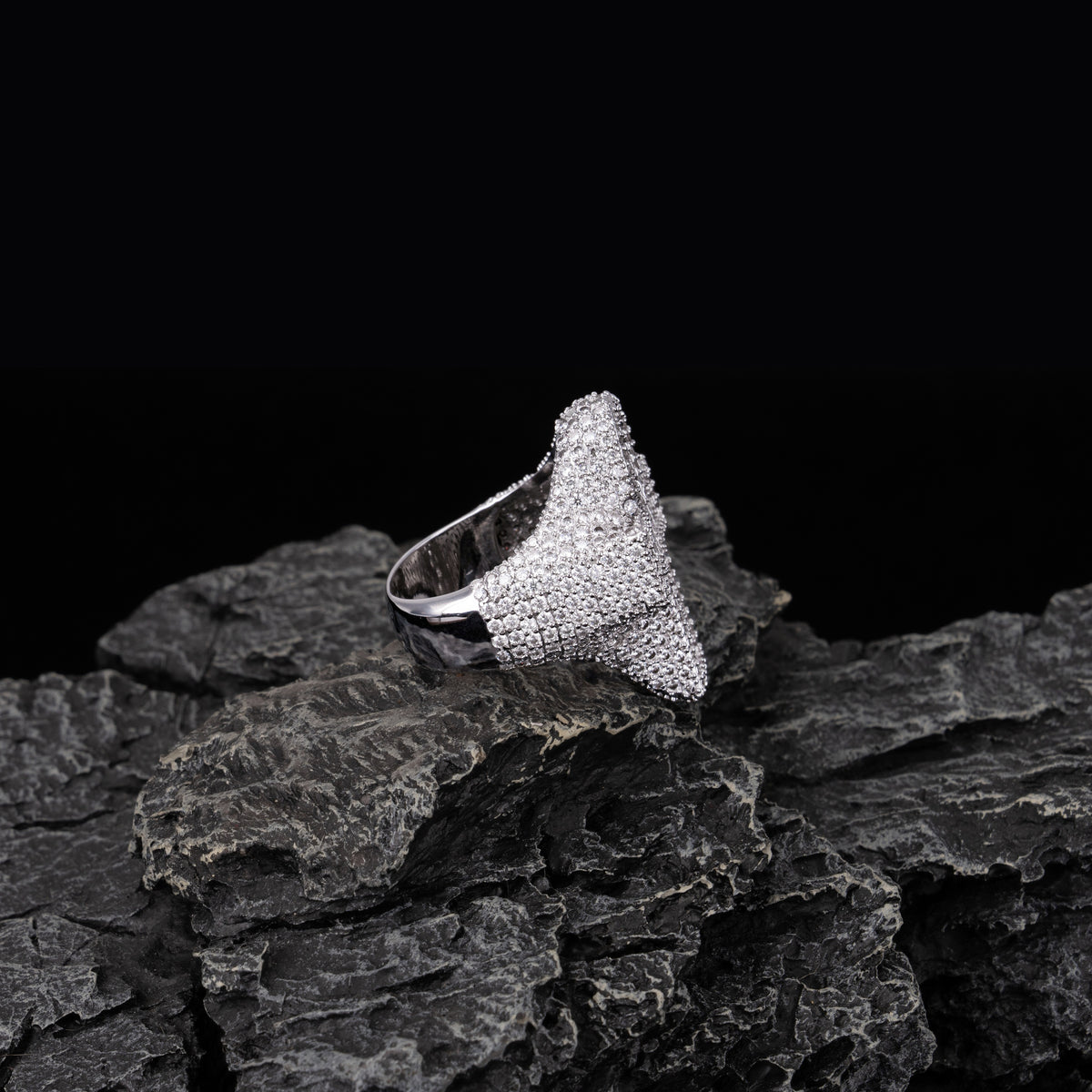 Moissanite Cross Niche Baguette Ring – alternate product view 5
