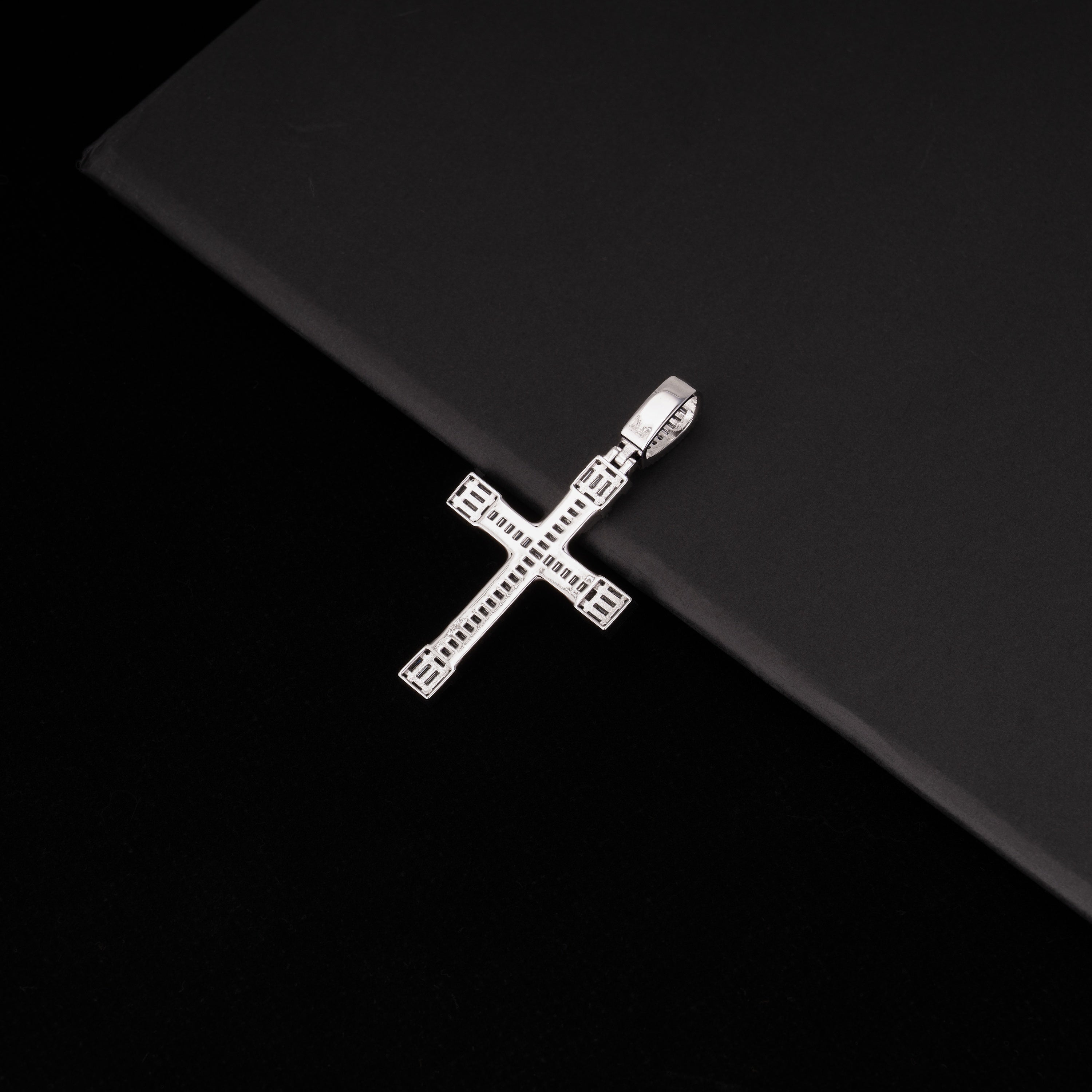 Iced Out Baguette Cross Pendant – Moissanite Hip Hop Necklace Charm – alternate product view 6