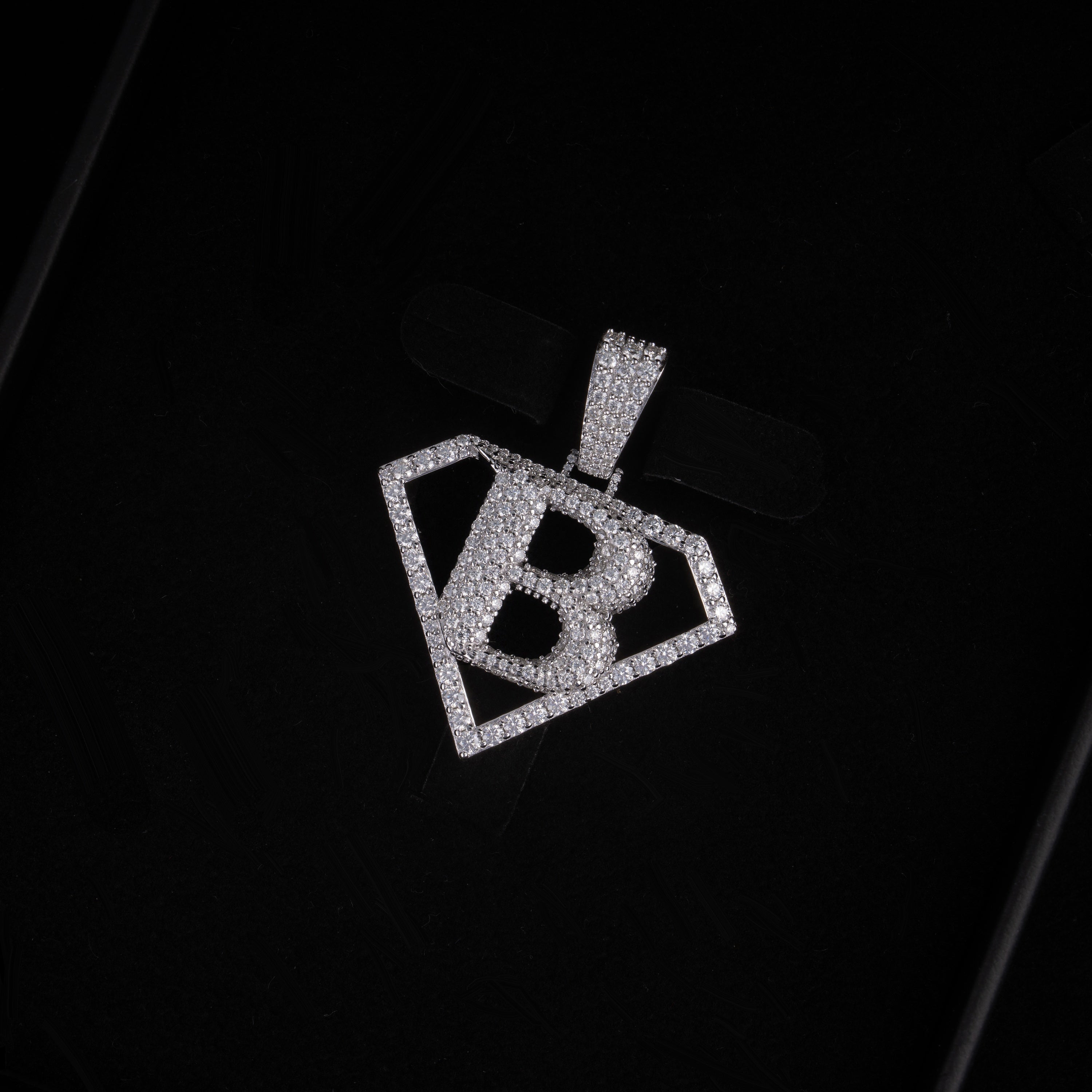 Moissanite Diamond-Shaped Letter B Pendant – alternate product view 9