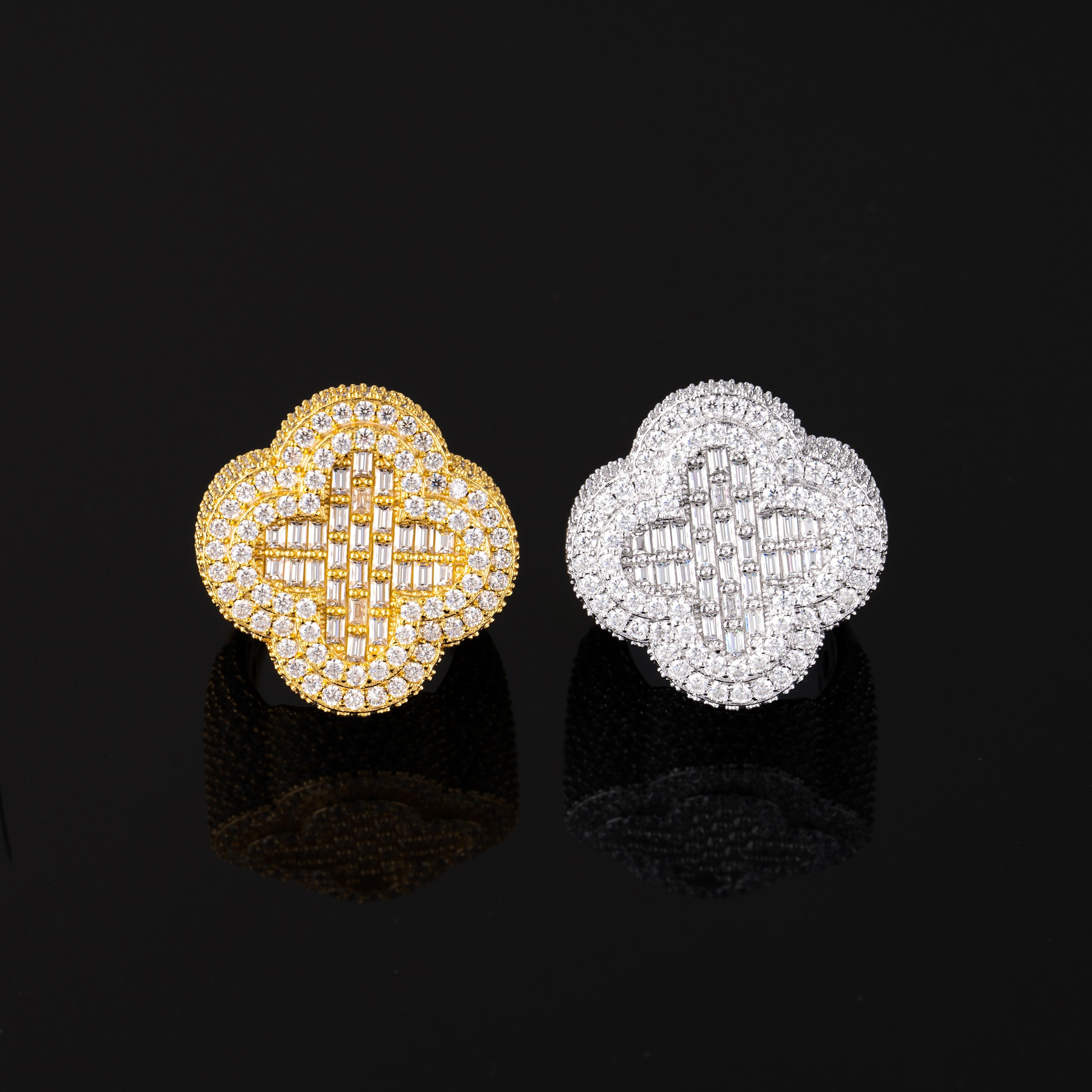 Moissanite Flower Shaped HipHop Ring by Sommarnox