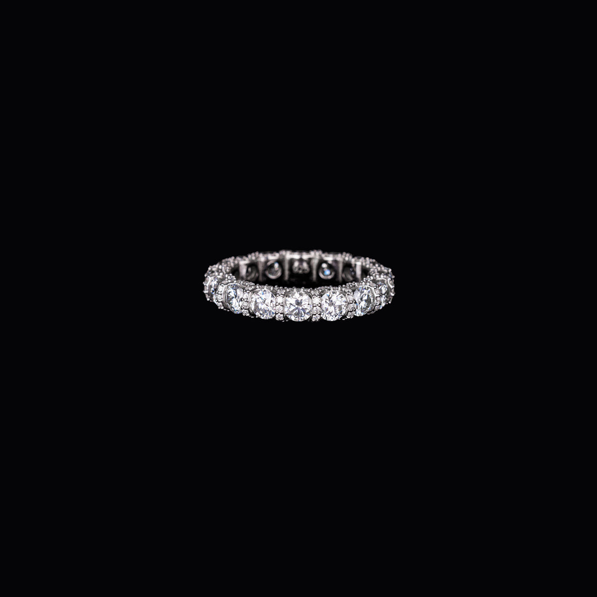 Moissanite Round Cut Full Ice Ring – alternate product view 2
