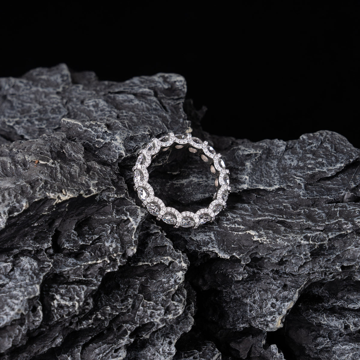 Moissanite Round Cut Full Ice Ring – alternate product view 3