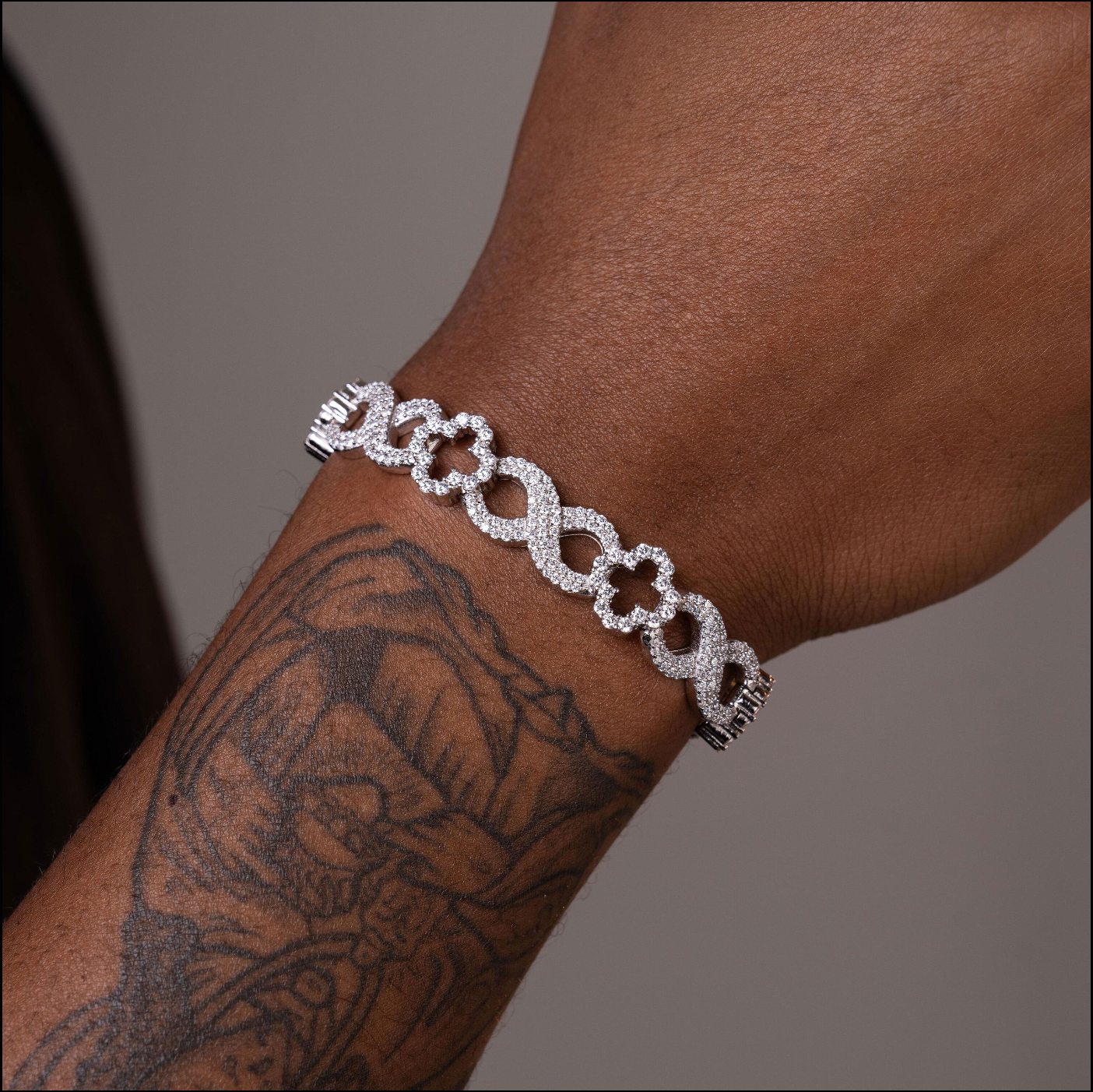 11.6MM Iced Out Flower Moissanite Tennis Bracelet – alternate product view 4